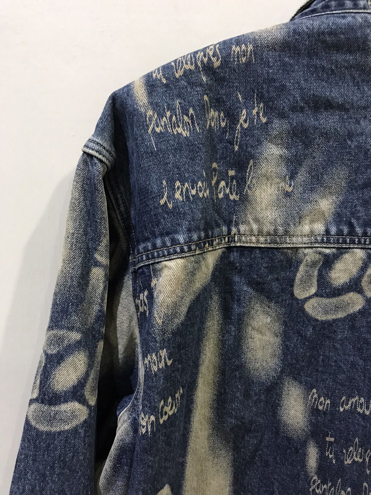 Designer × Marithe + Francois Girbaud MARITHE FRANCOIS GIRBAUD Full Stamp Boot Poem Denim Jacket Size US XL / EU 56 / 4 - 15 Thumbnail
