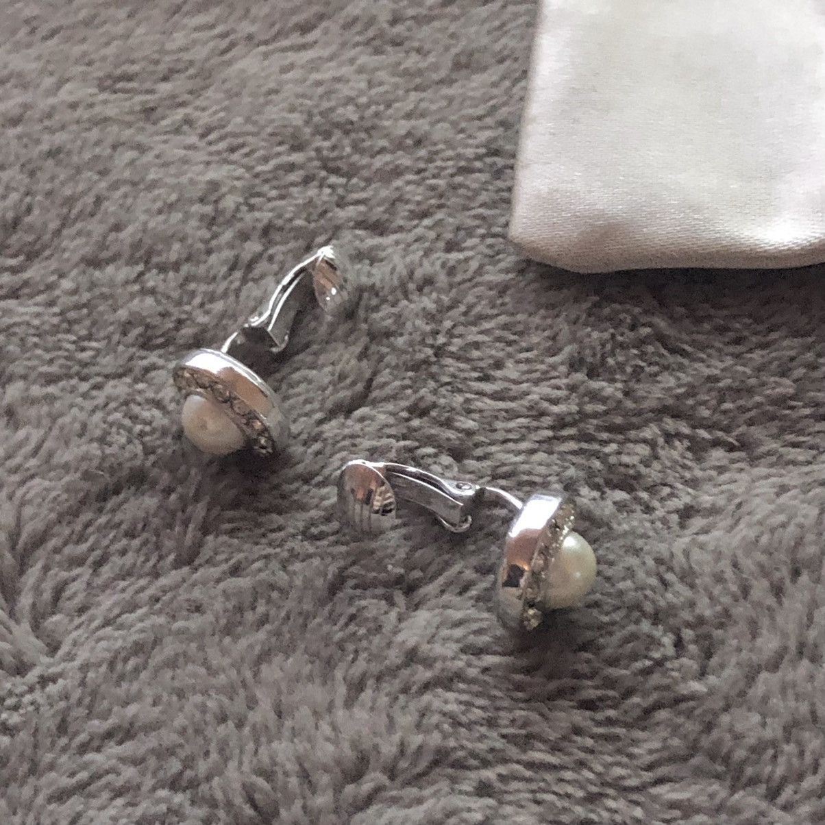 Dior Dior Pave Pearl Clip On Earrings Size ONE SIZE - 5 Thumbnail