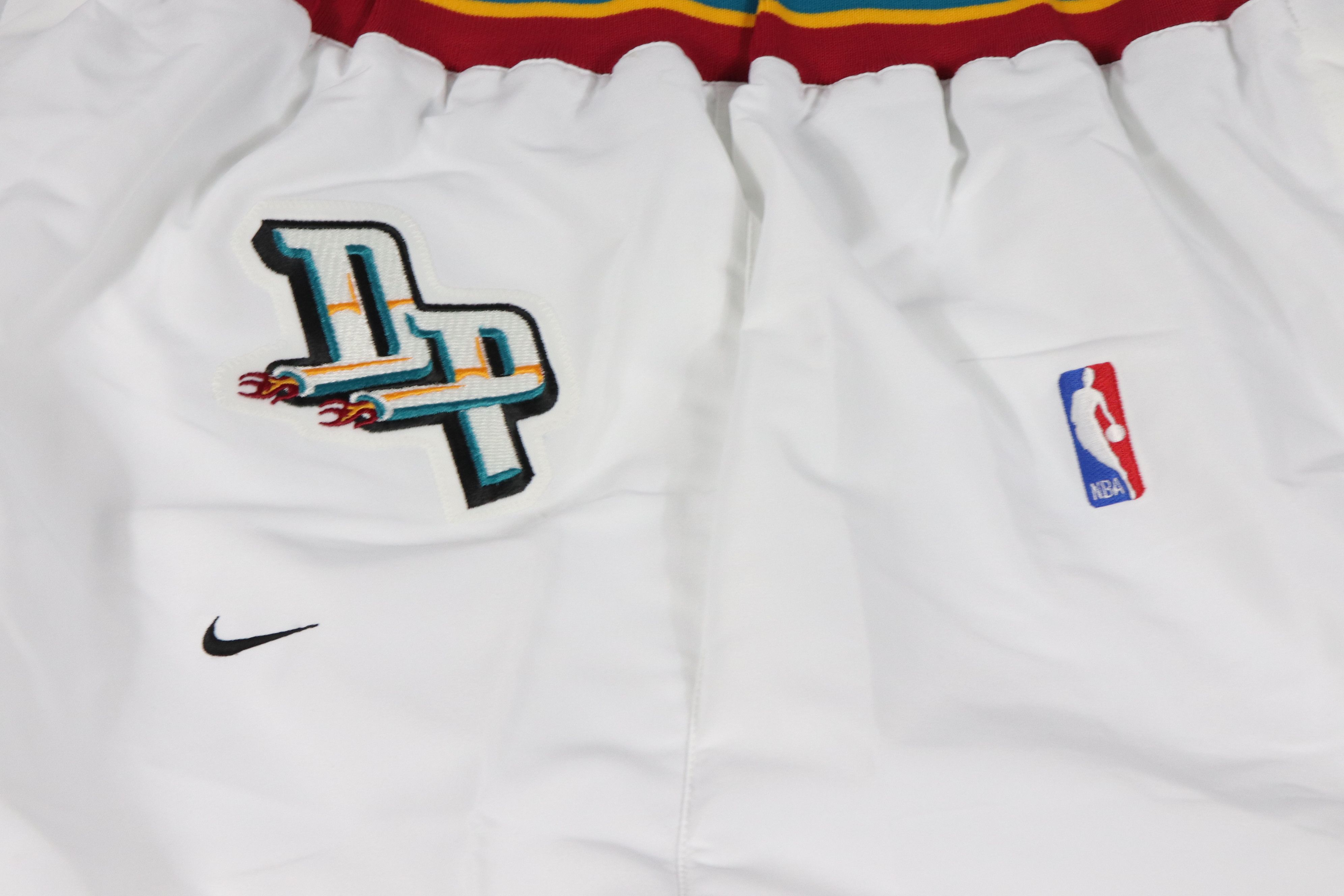 Nike Vintage 90s Nike Detroit Pistons Tearaway Pants White Size US 36 / EU 52 - 6 Thumbnail