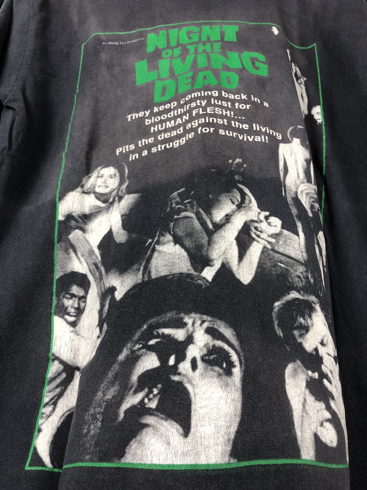 Expert Horror Vintage 00s 2002 Night Of The Living Dead Cult Classic Size US M / EU 48-50 / 2 - 15 Thumbnail