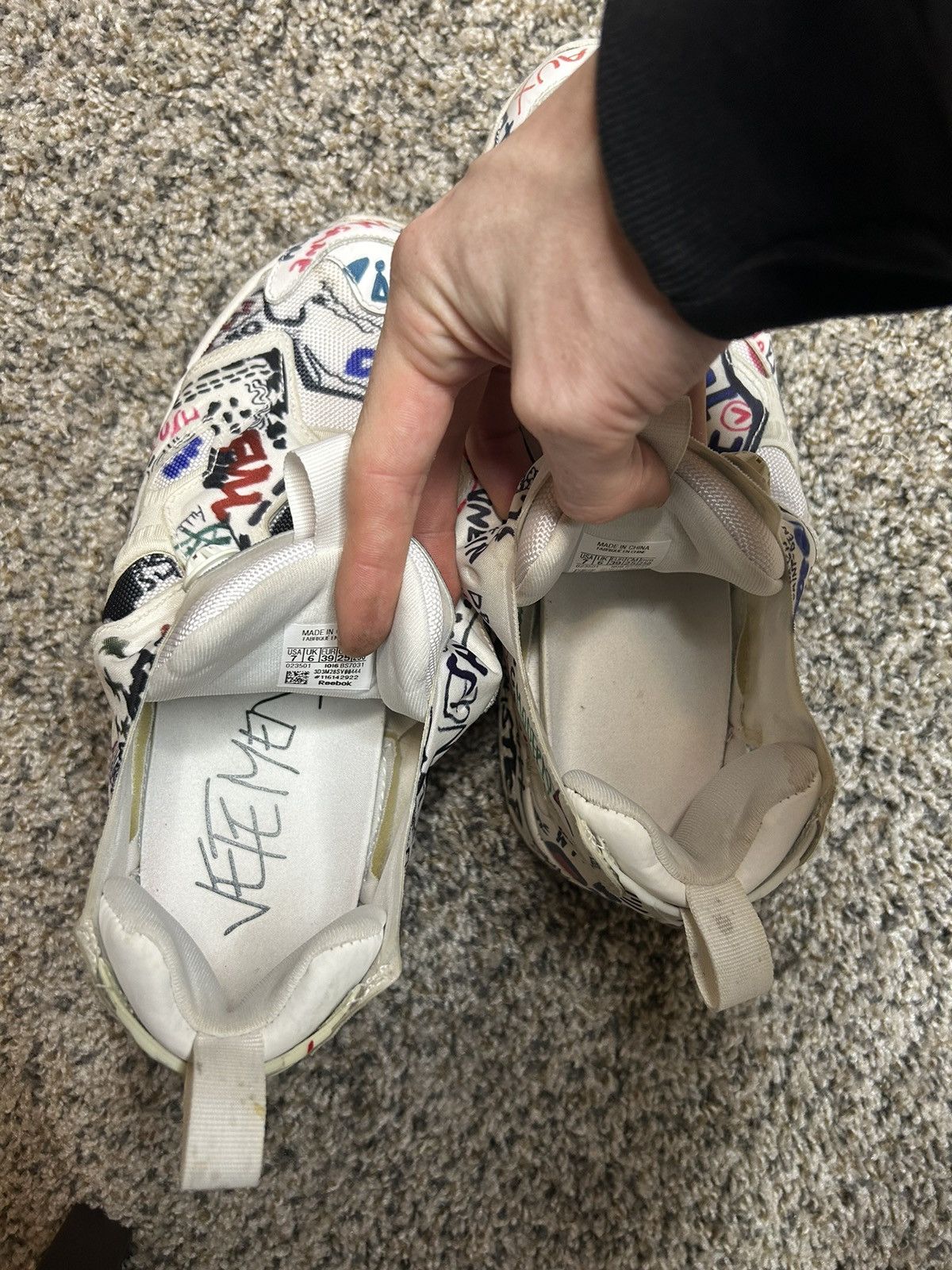 Reebok × Vetements Vetements graffiti instant pumps Size US 7 / EU 40 - 7 Thumbnail