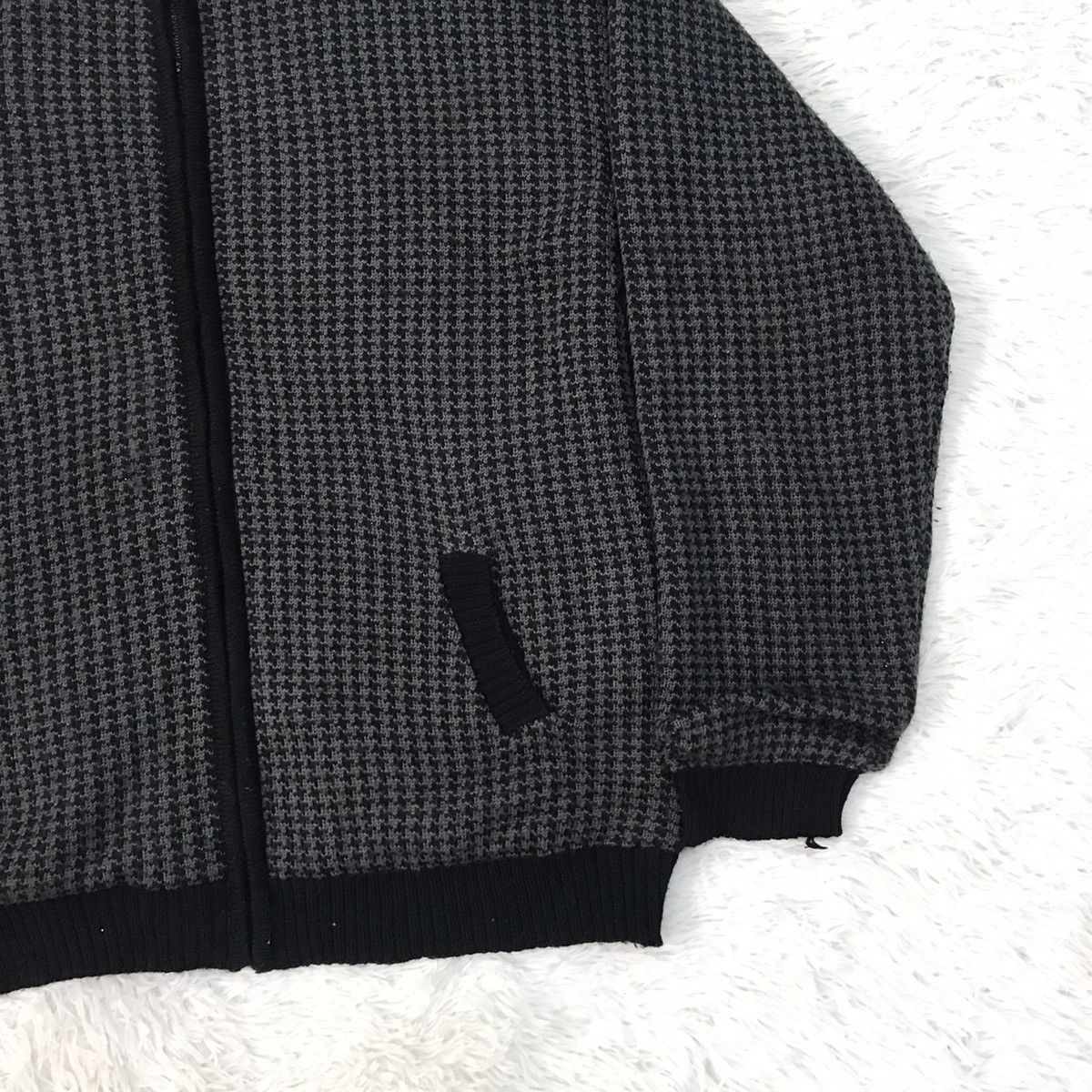 Japanese Brand Power To The People 2002 Hairy Like Collar Zipper Jacket Size US M / EU 48-50 / 2 - 4 Thumbnail