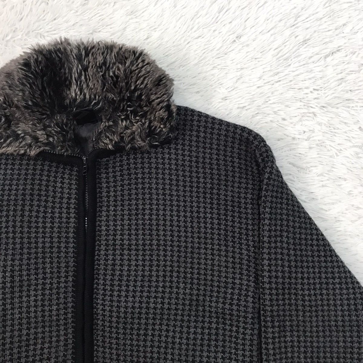 Japanese Brand Power To The People 2002 Hairy Like Collar Zipper Jacket Size US M / EU 48-50 / 2 - 5 Thumbnail
