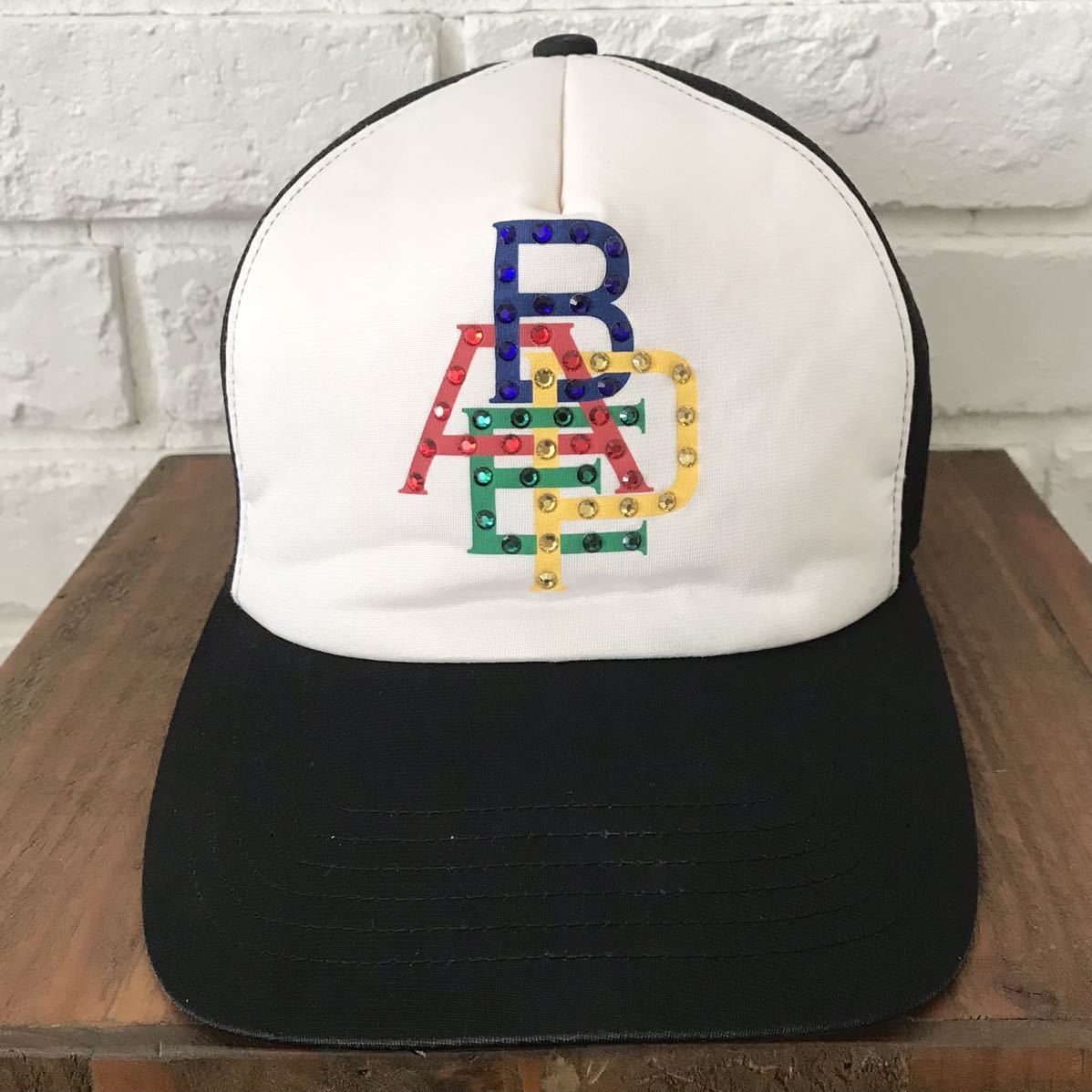 Bape × Swarovski BAPE logo Swarovski trucker hat cap a bathing ape Size ONE SIZE - 1 Thumbnail