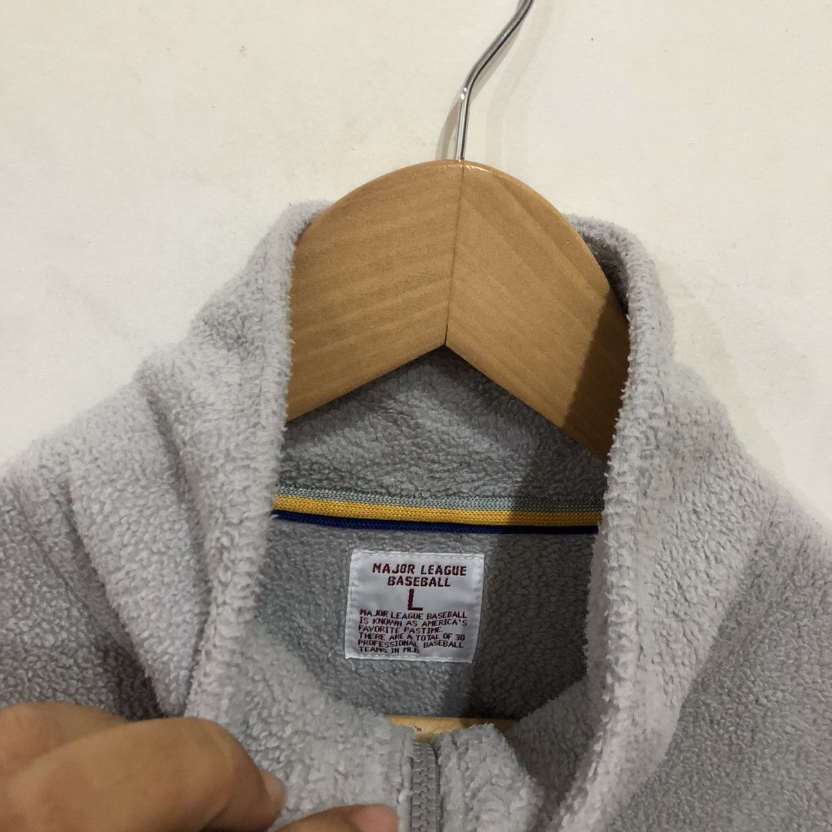 MLB × Uniqlo RAYS Major League Baseball Sweater Size US L / EU 52-54 / 3 - 9 Thumbnail