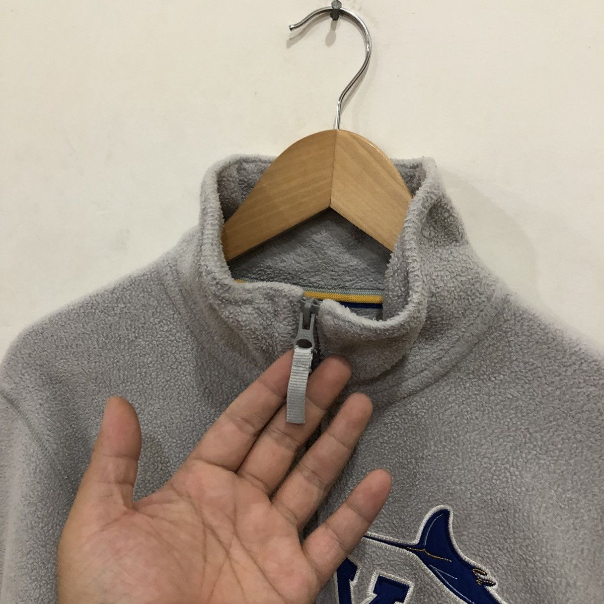 MLB × Uniqlo RAYS Major League Baseball Sweater Size US L / EU 52-54 / 3 - 5 Thumbnail