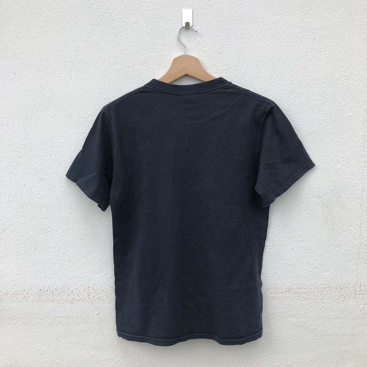 Band Tees FAMOUS BAND TEES THE ARMADA BIG LOGO Size US S / EU 44-46 / 1 - 5 Thumbnail