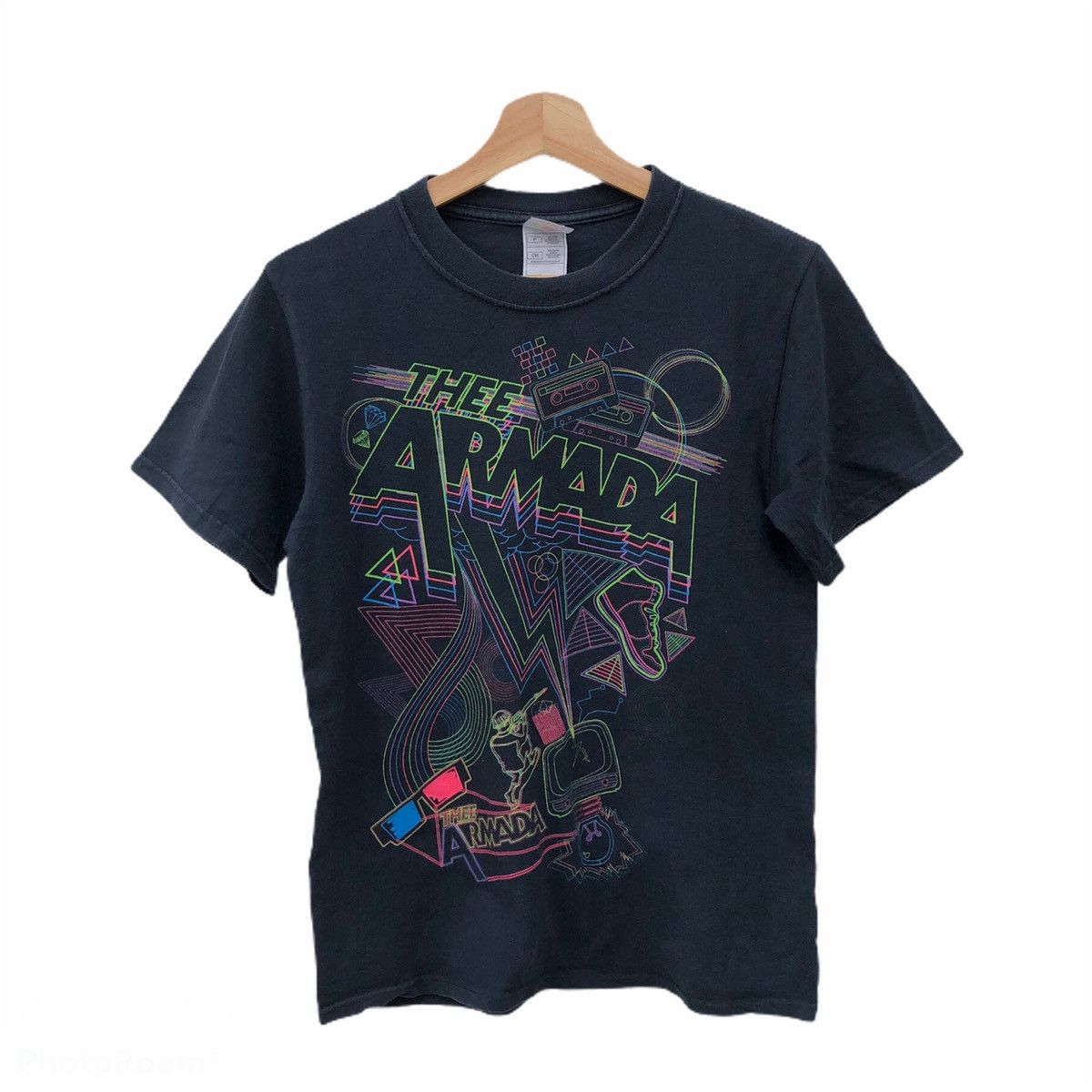 Band Tees FAMOUS BAND TEES THE ARMADA BIG LOGO Size US S / EU 44-46 / 1 - 1 Thumbnail