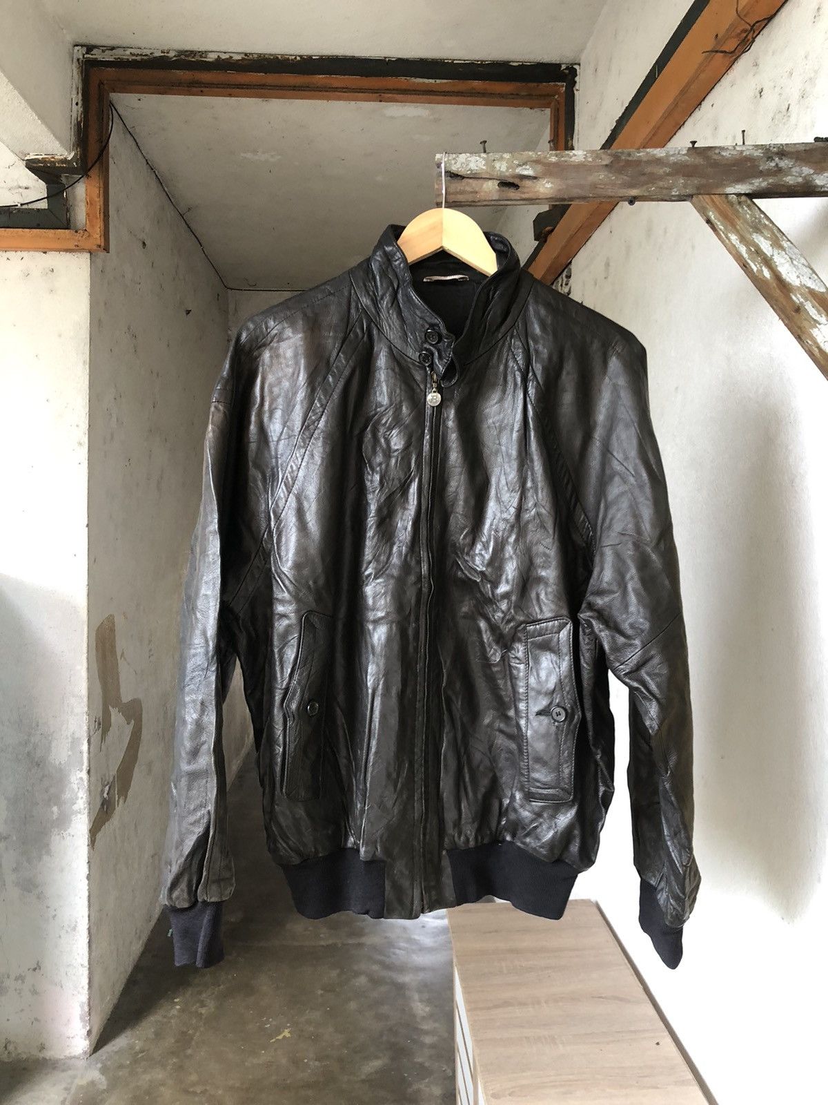 Bally Vintage 90s Bally Leather Bomber Jacket Size US L / EU 52-54 / 3 - 7 Thumbnail