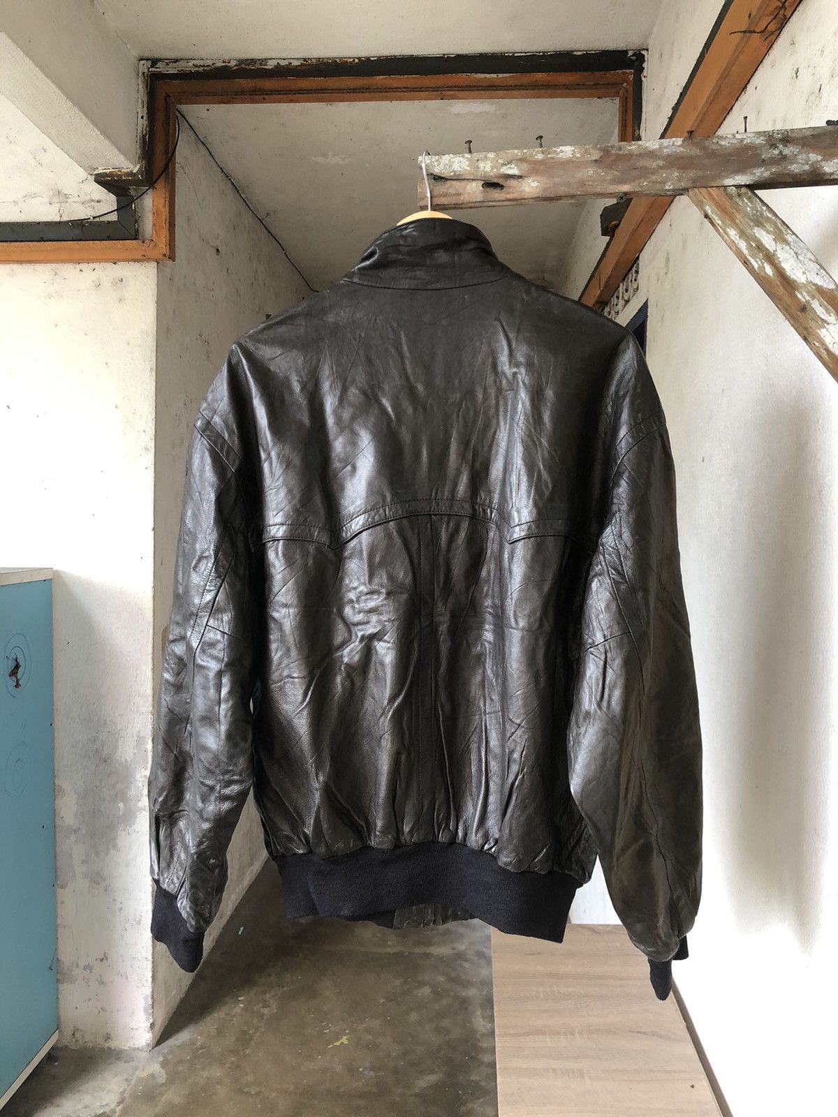 Bally Vintage 90s Bally Leather Bomber Jacket Size US L / EU 52-54 / 3 - 5 Thumbnail