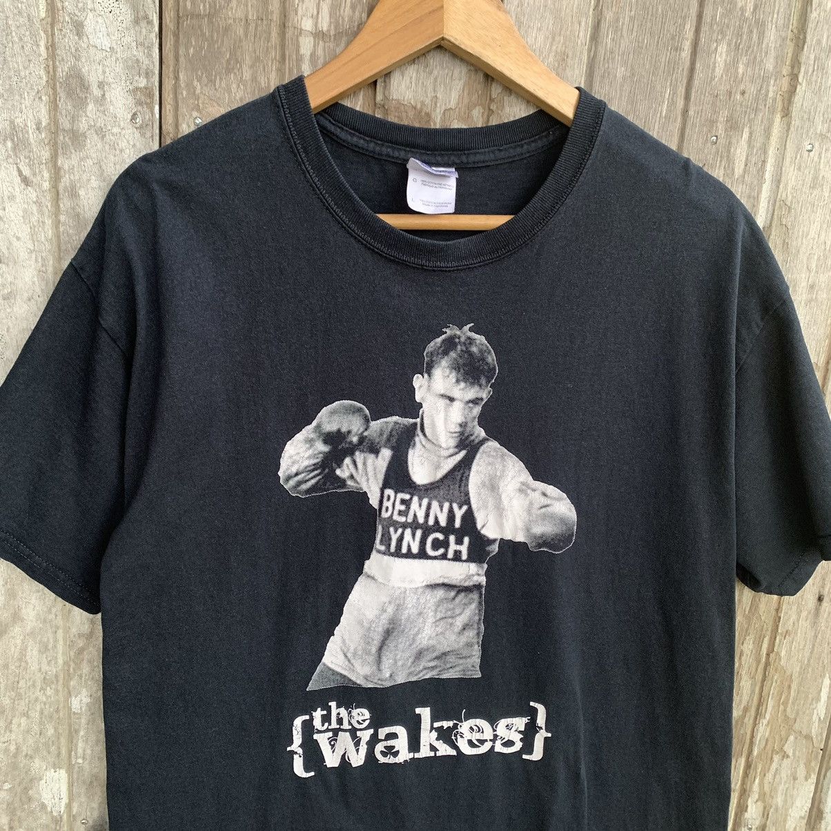 Band Tees 🔥Thrashed Faded The Wakes Folk Rock Band Tee🔥 Size US L / EU 52-54 / 3 - 1 Thumbnail