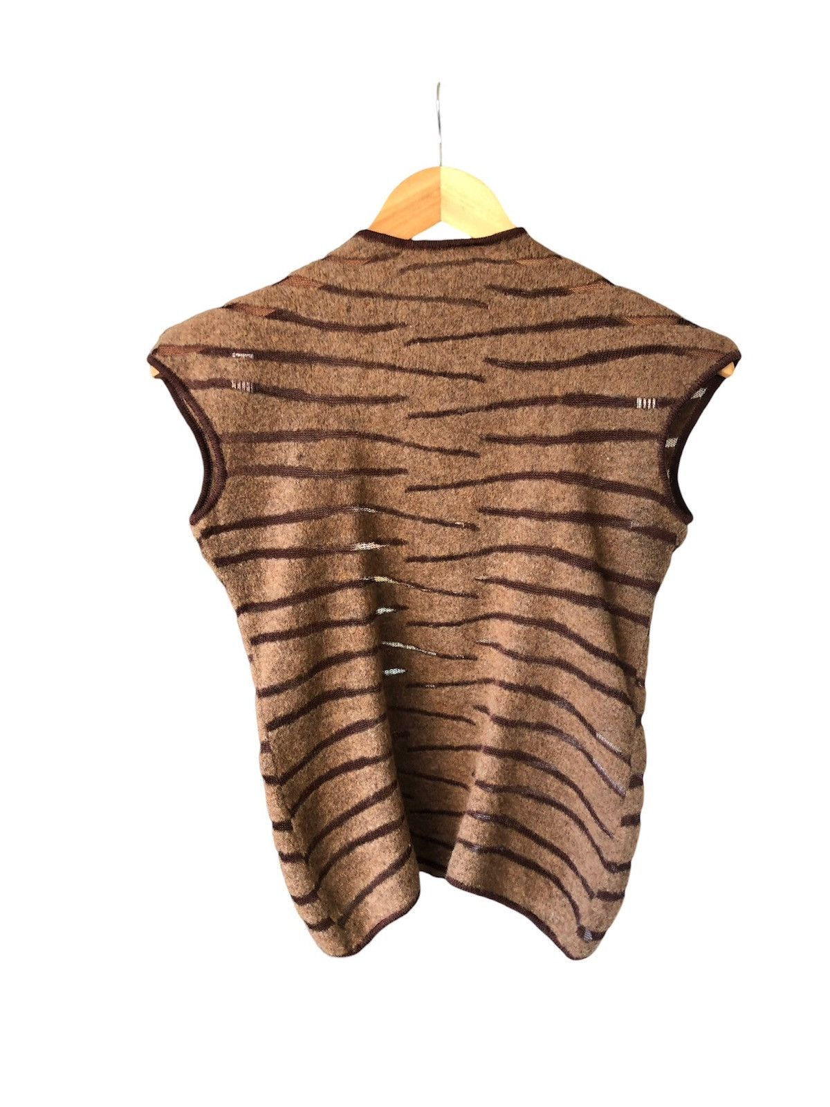 Yves Saint Laurent Vintage Yves Saint Laurent Tiger Stripe Crop Top Size M / US 6-8 / IT 42-44 - 23 Thumbnail