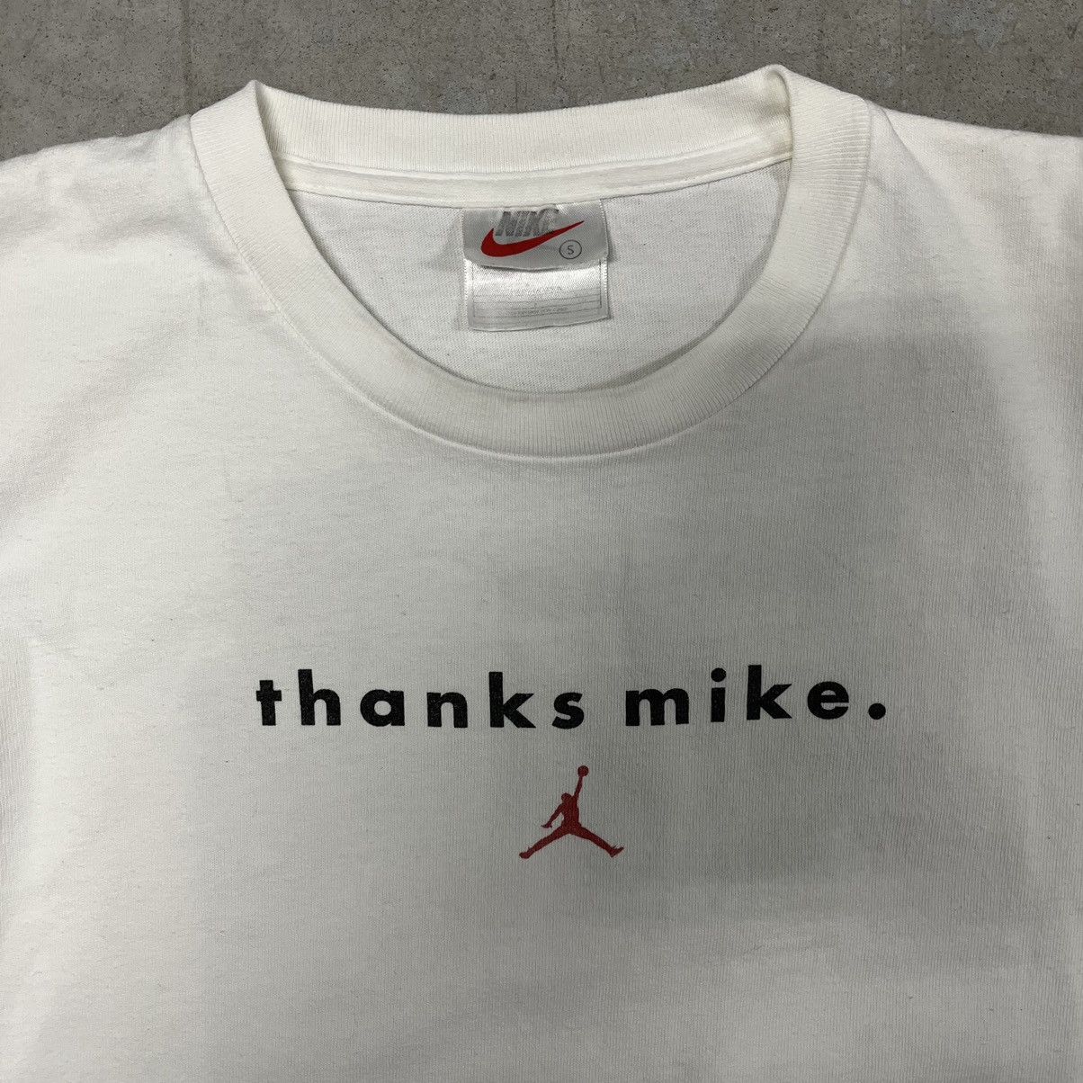 Nike × Vintage Vintage Nike Shirt Thanks Mike Size US S / EU 44-46 / 1 - 4 Thumbnail