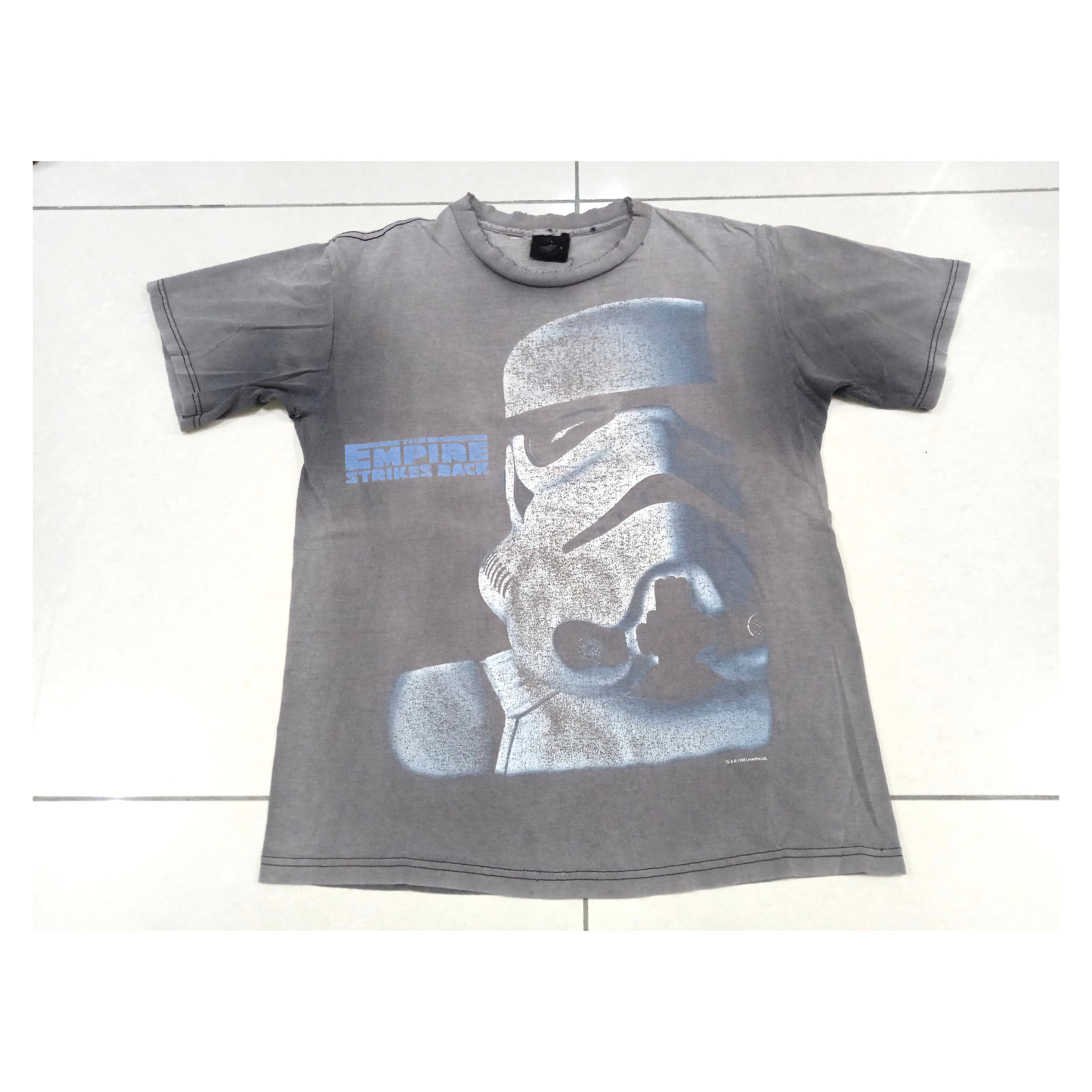 Vintage Thrashed 90s Star Wars Storm Trooper T-Shirt Distressed Size US M / EU 48-50 / 2 - 4 Thumbnail