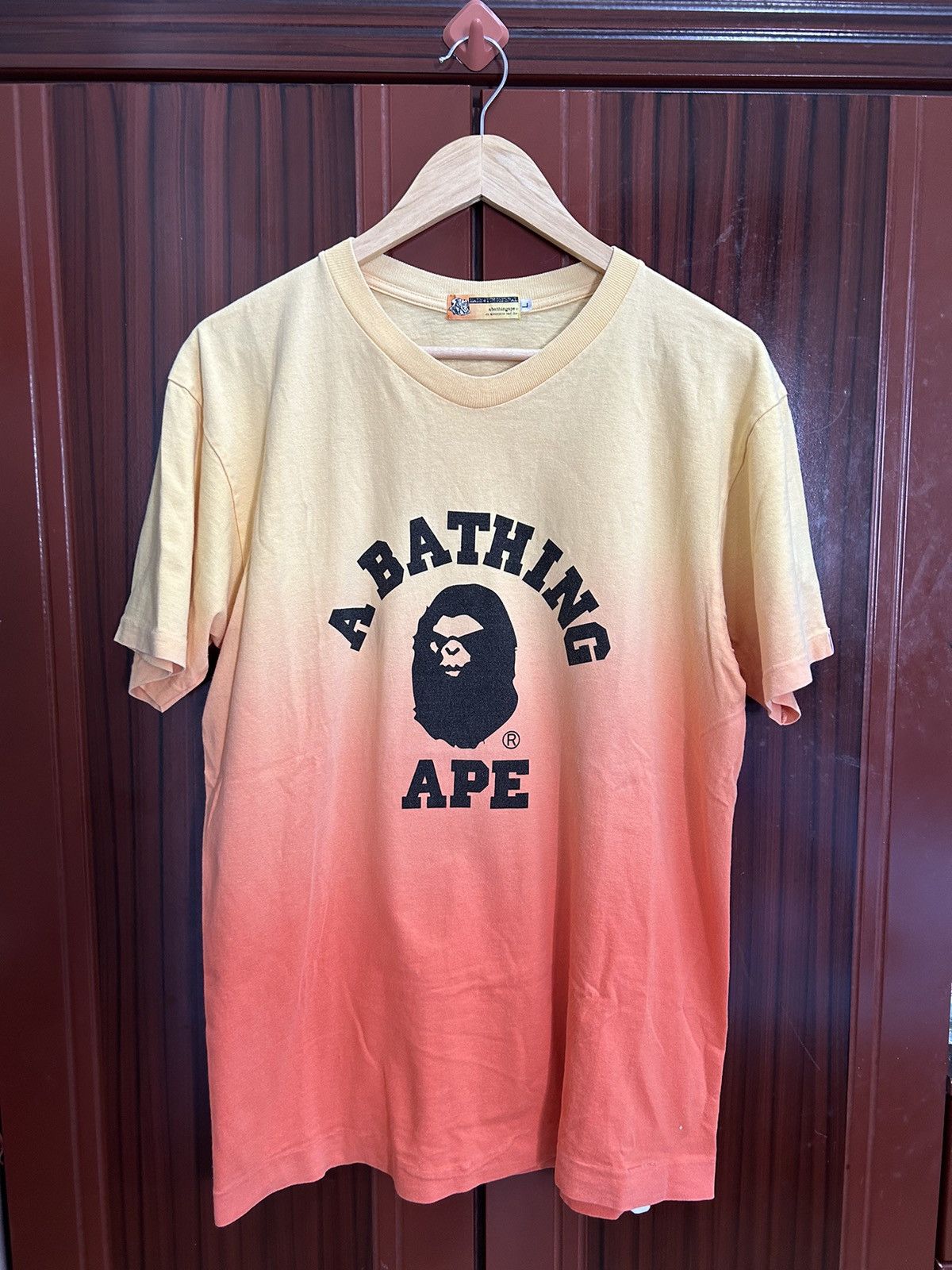 Bape 🔥A BATHING APE MAD FACE COLLEGE LOGO GRADIENT TEE Size US L / EU 52-54 / 3 - 1 Thumbnail
