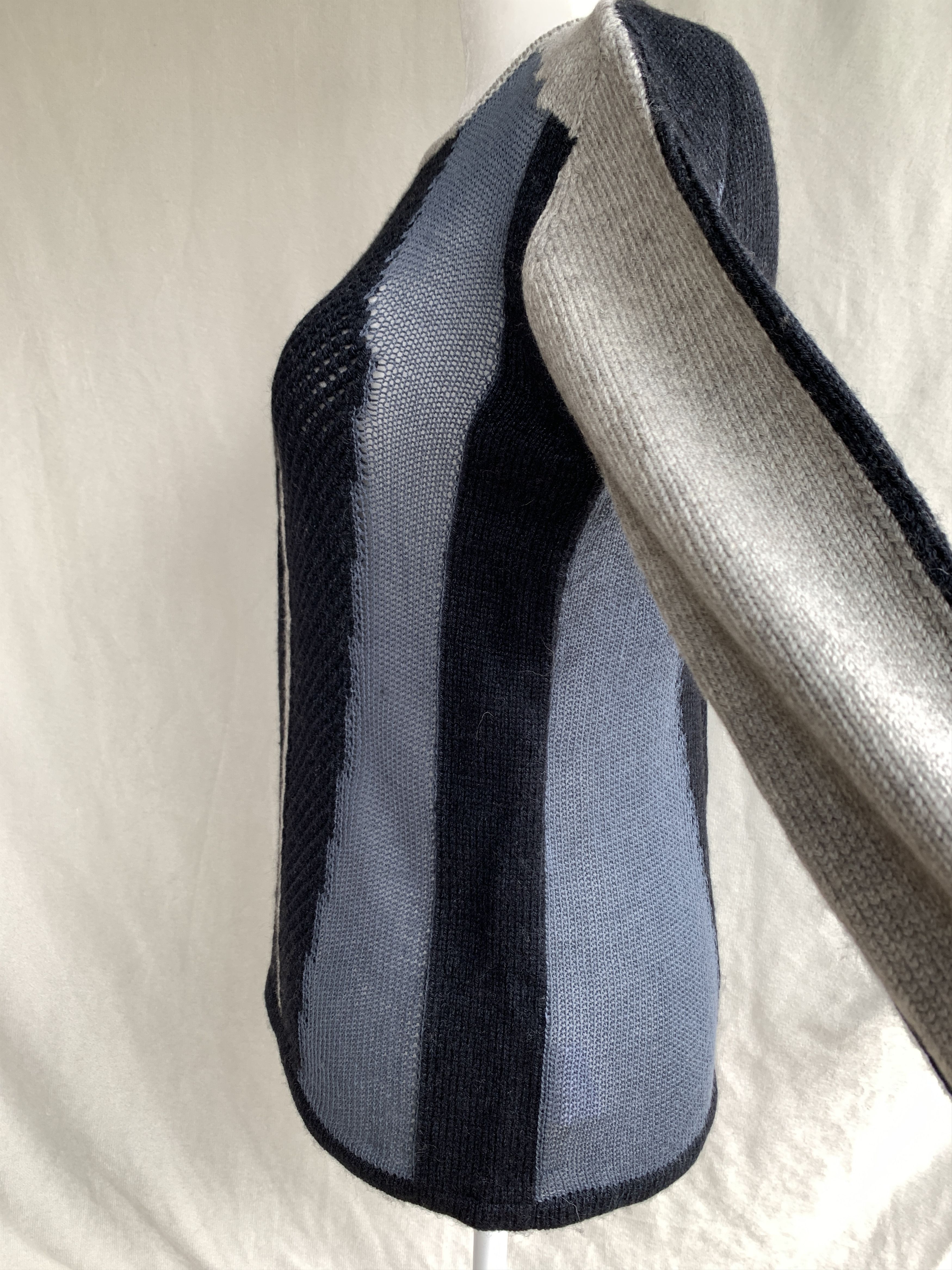 Helmut Lang NWOT Abstracted Grid Square Neck Sweater XS/S Size S / US 4 / IT 40 - 6 Thumbnail