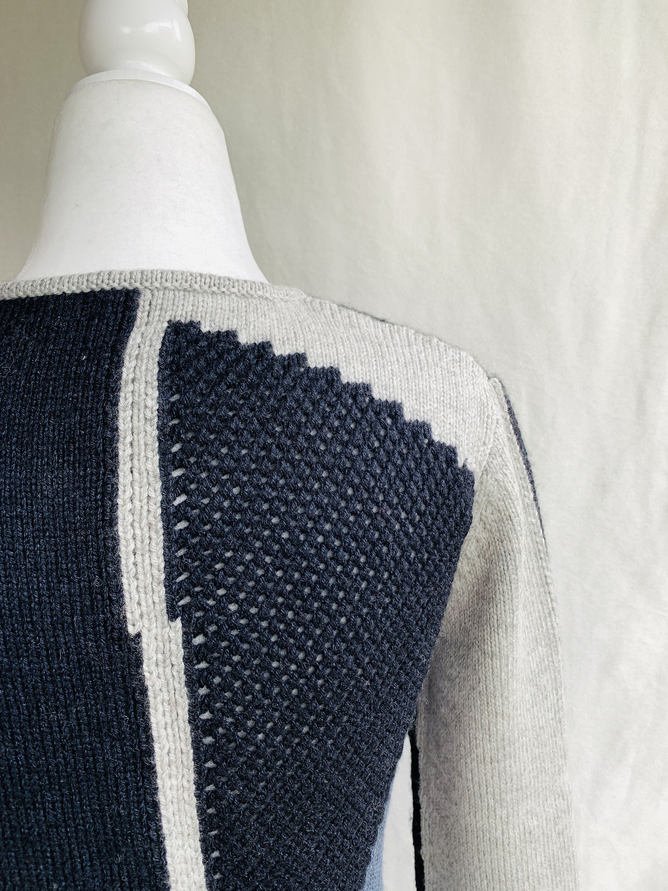 Helmut Lang NWOT Abstracted Grid Square Neck Sweater XS/S Size S / US 4 / IT 40 - 12 Thumbnail