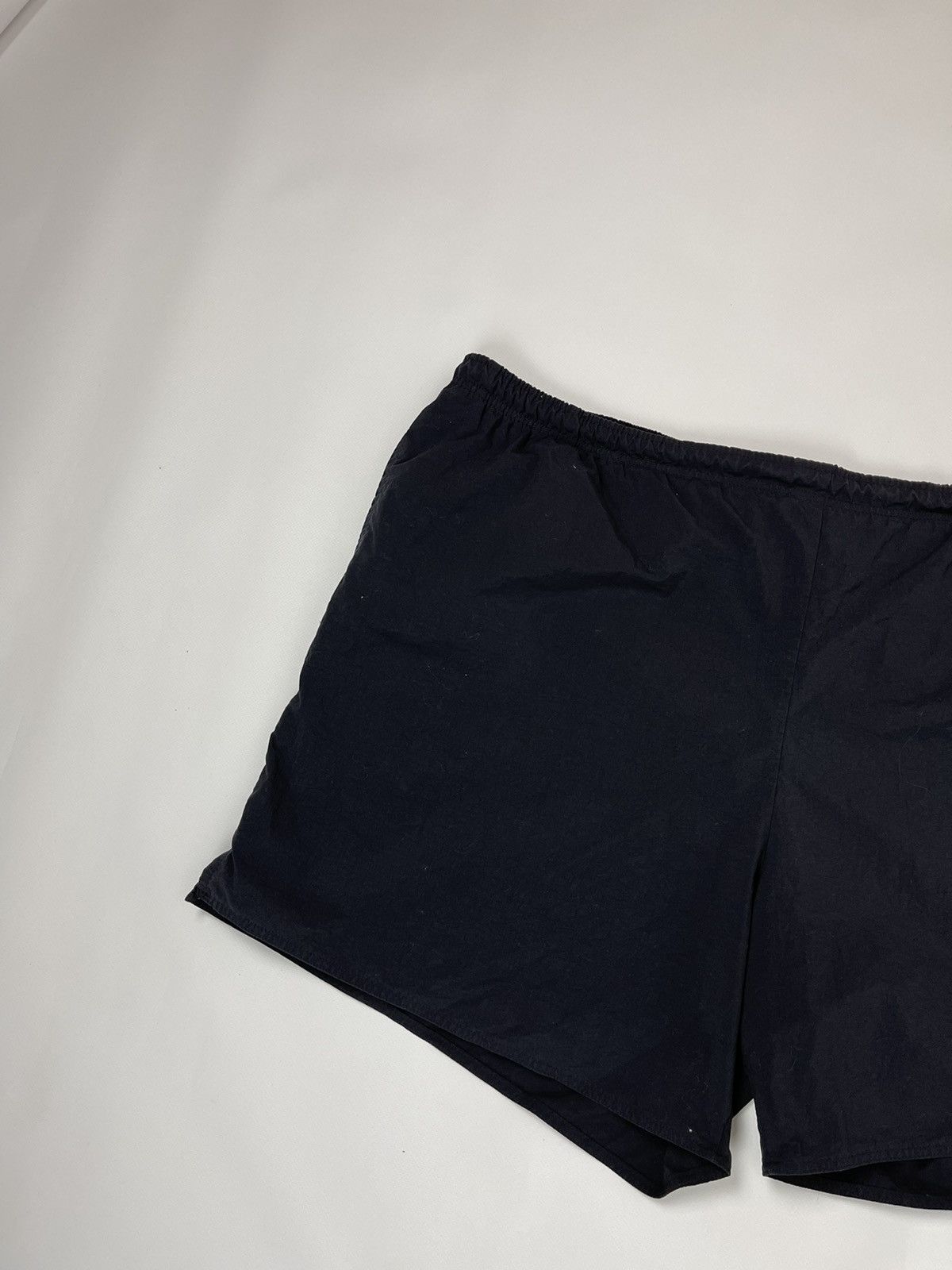 Nike Nike vintage 90s black shorts double swoosh nylon size XXL Size US 40 / EU 56 - 4 Thumbnail
