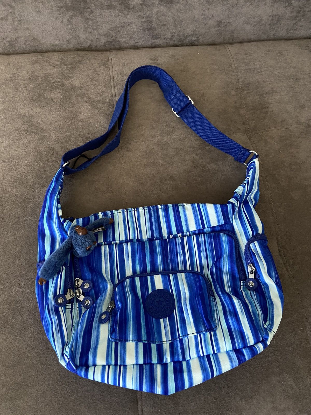 Vintage Vintage Kipling Y2K Bag Messenger Size ONE SIZE - 1 Thumbnail