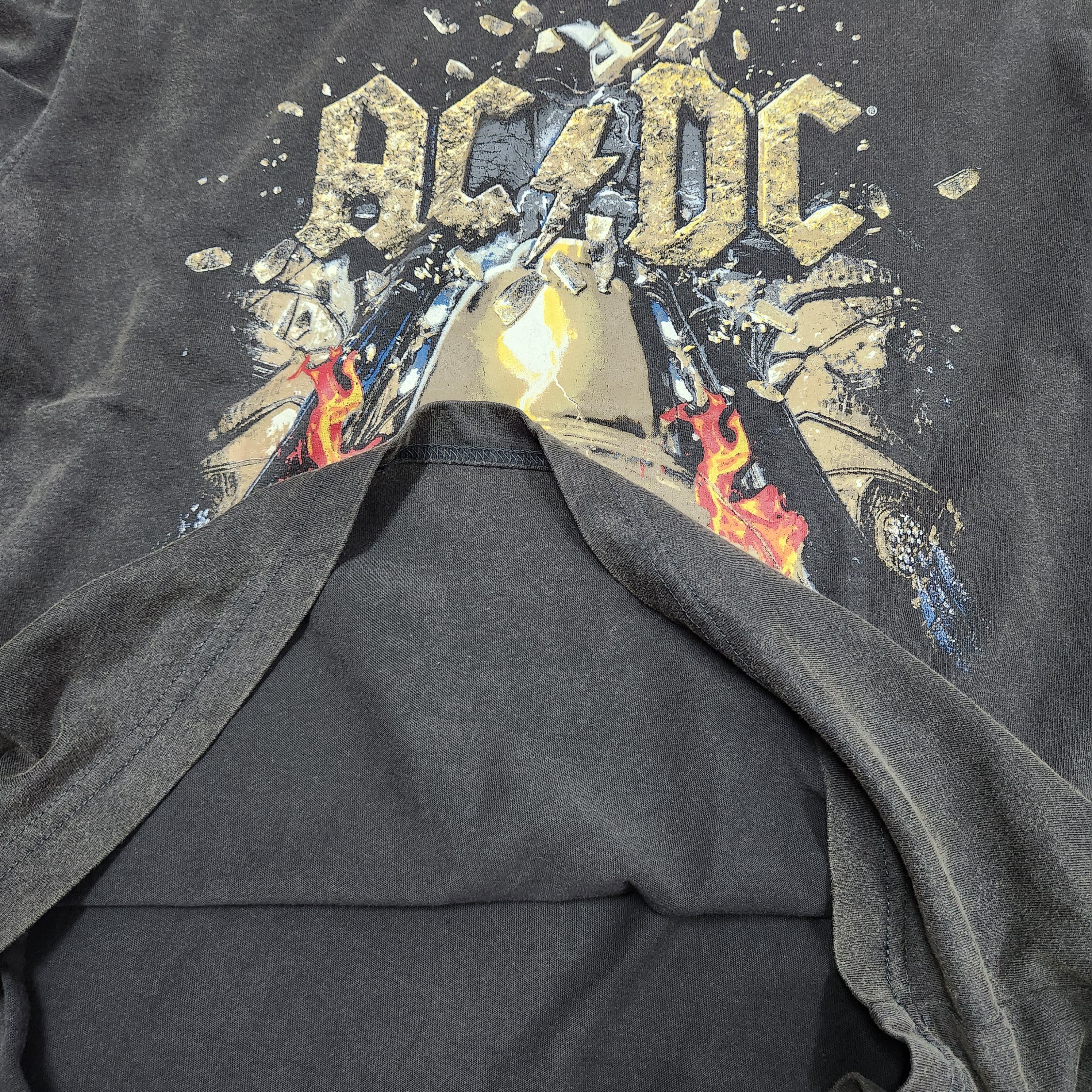 AC/DC × Band Tees ACDC Hells Bells Rock Tees Size US M / EU 48-50 / 2 - 10 Thumbnail