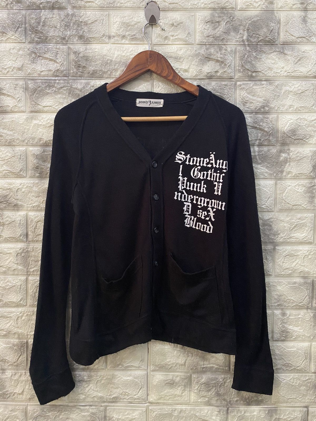 Japanese Brand Stone Angle Button Wear Size M / US 6-8 / IT 42-44 - 1 Thumbnail