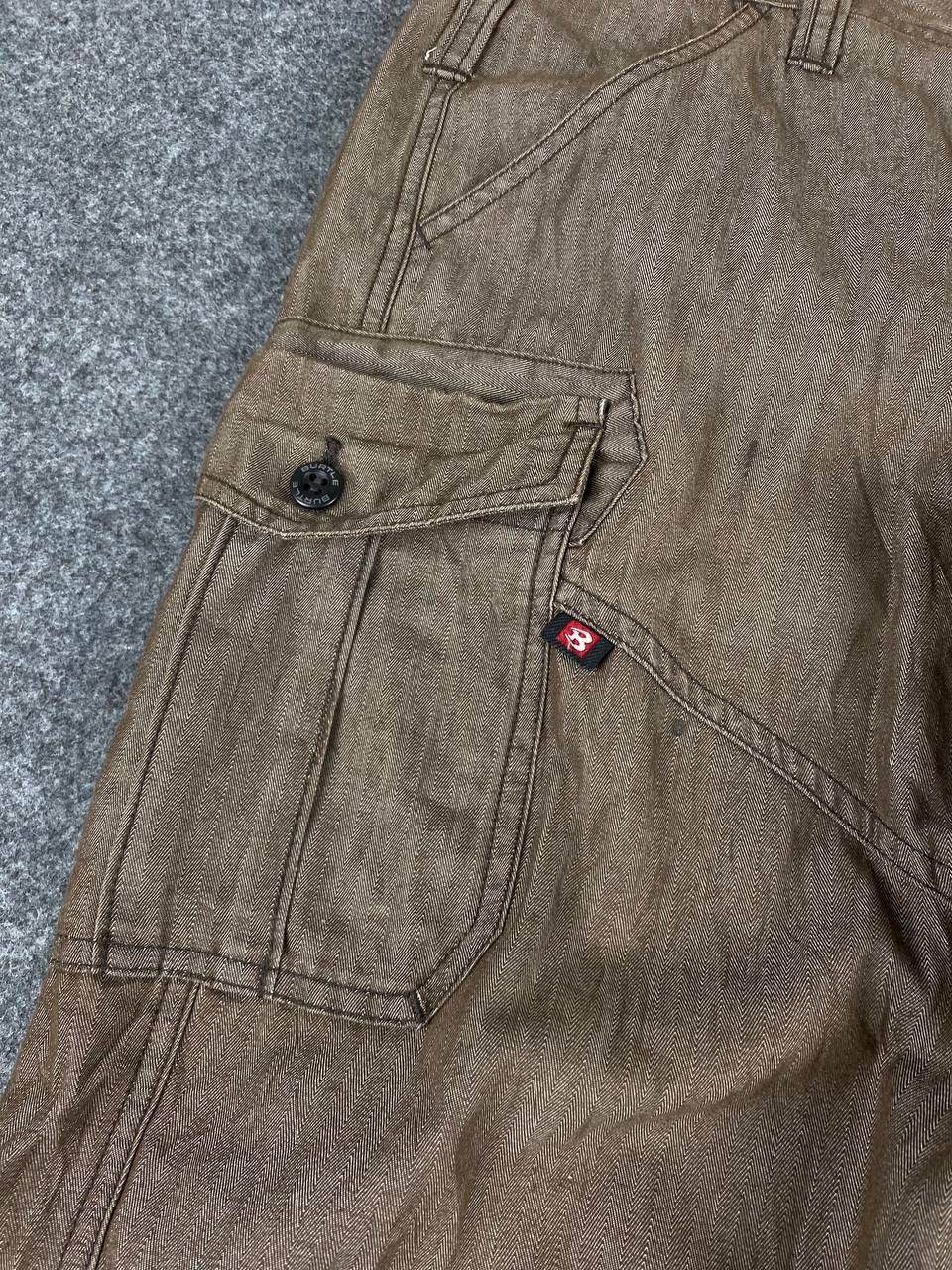 Japanese Brand burtle japanese brands herringbone cargo pants Size US 30 / EU 46 - 11 Thumbnail