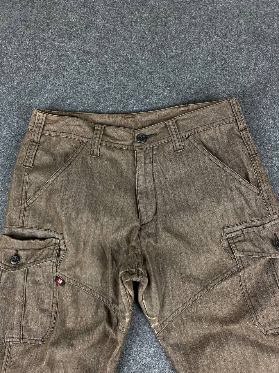 Japanese Brand burtle japanese brands herringbone cargo pants Size US 30 / EU 46 - 10 Thumbnail