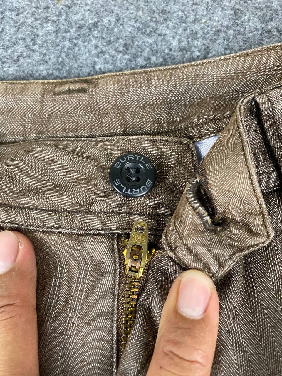 Japanese Brand burtle japanese brands herringbone cargo pants Size US 30 / EU 46 - 13 Thumbnail