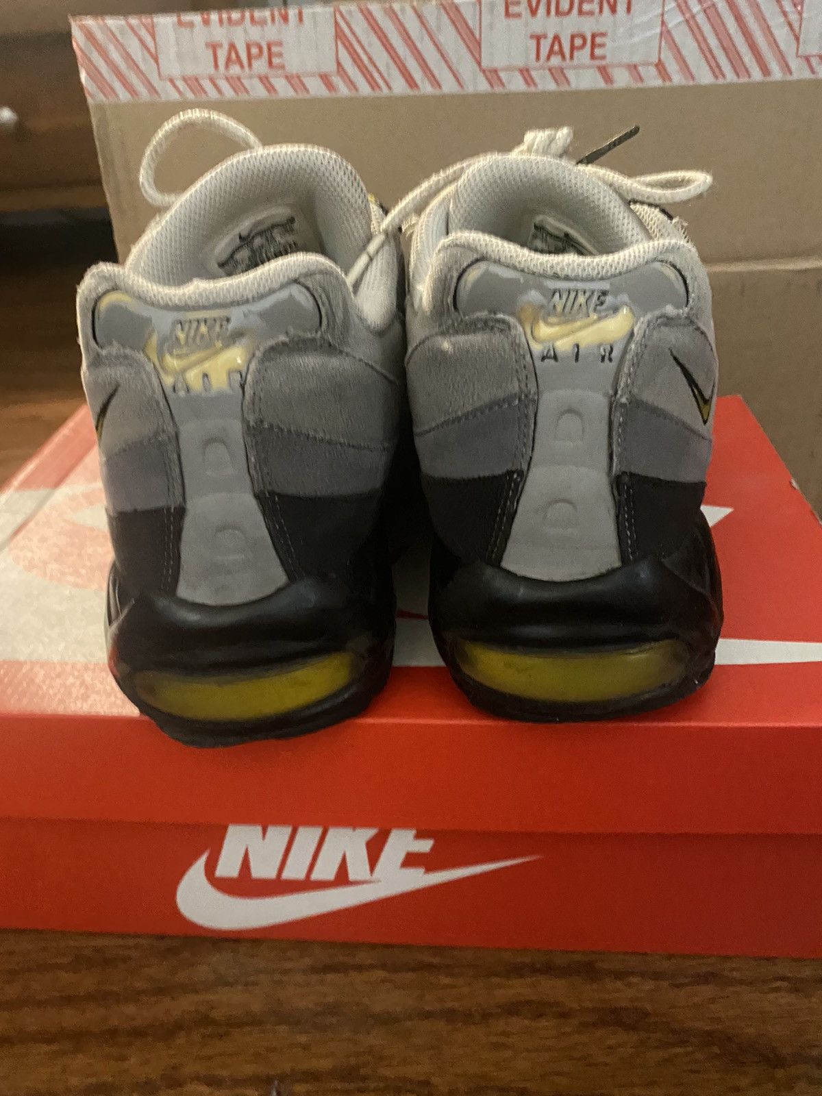 Nike Air Max 95 Tour Yellow Size US 10 / EU 43 - 5 Thumbnail