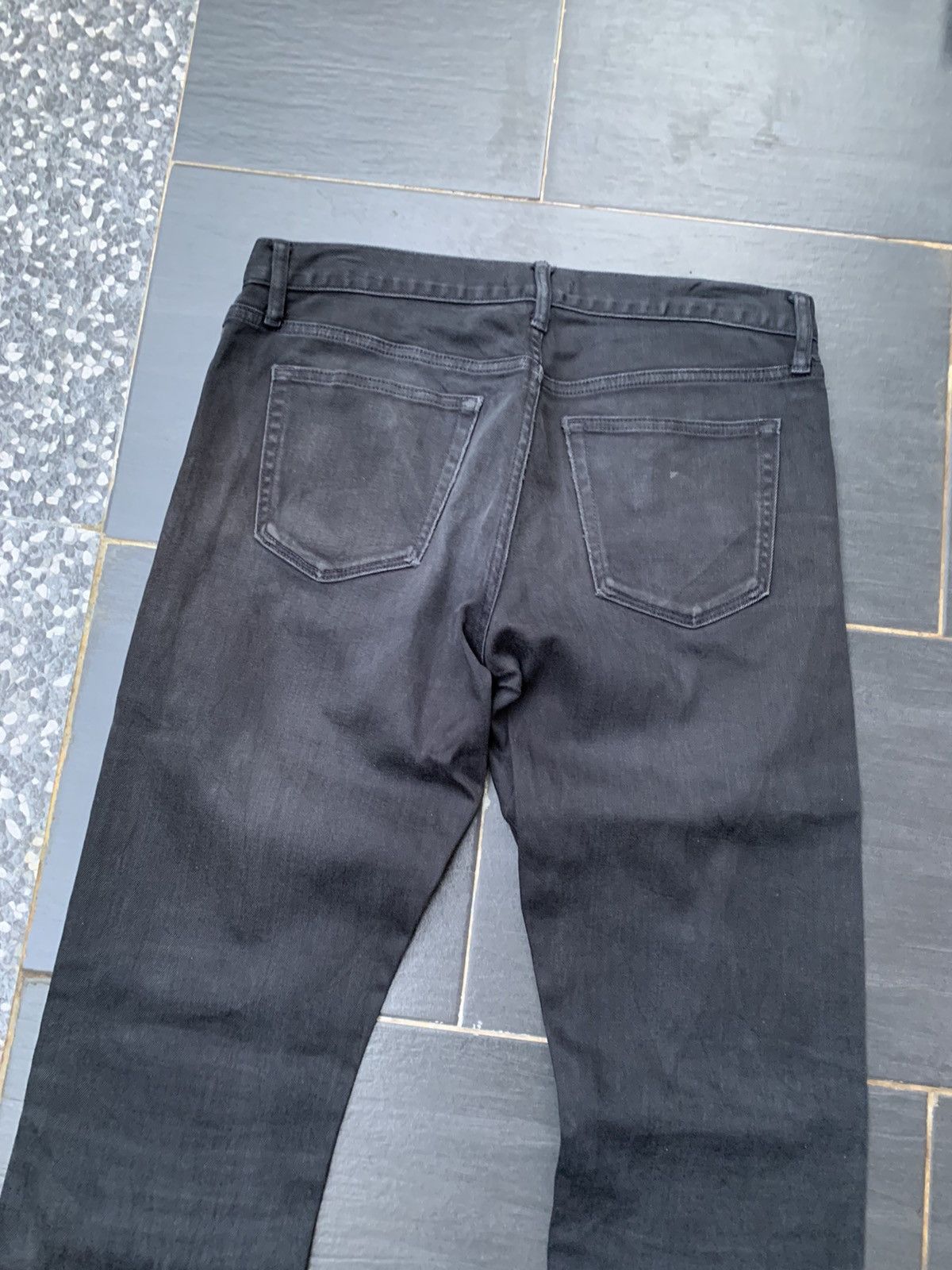 Uniqlo Uniqlo Faded Wash Denim Size US 34 / EU 50 - 7 Thumbnail