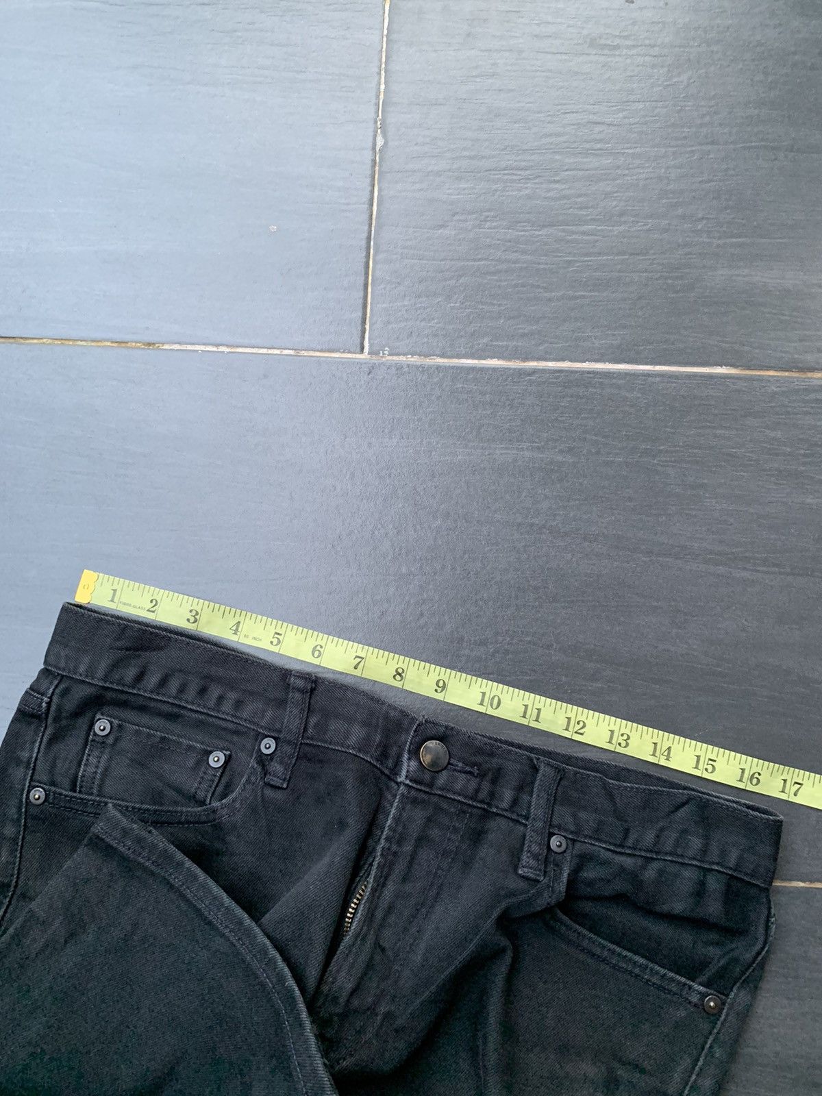 Uniqlo Uniqlo Faded Wash Denim Size US 34 / EU 50 - 8 Thumbnail
