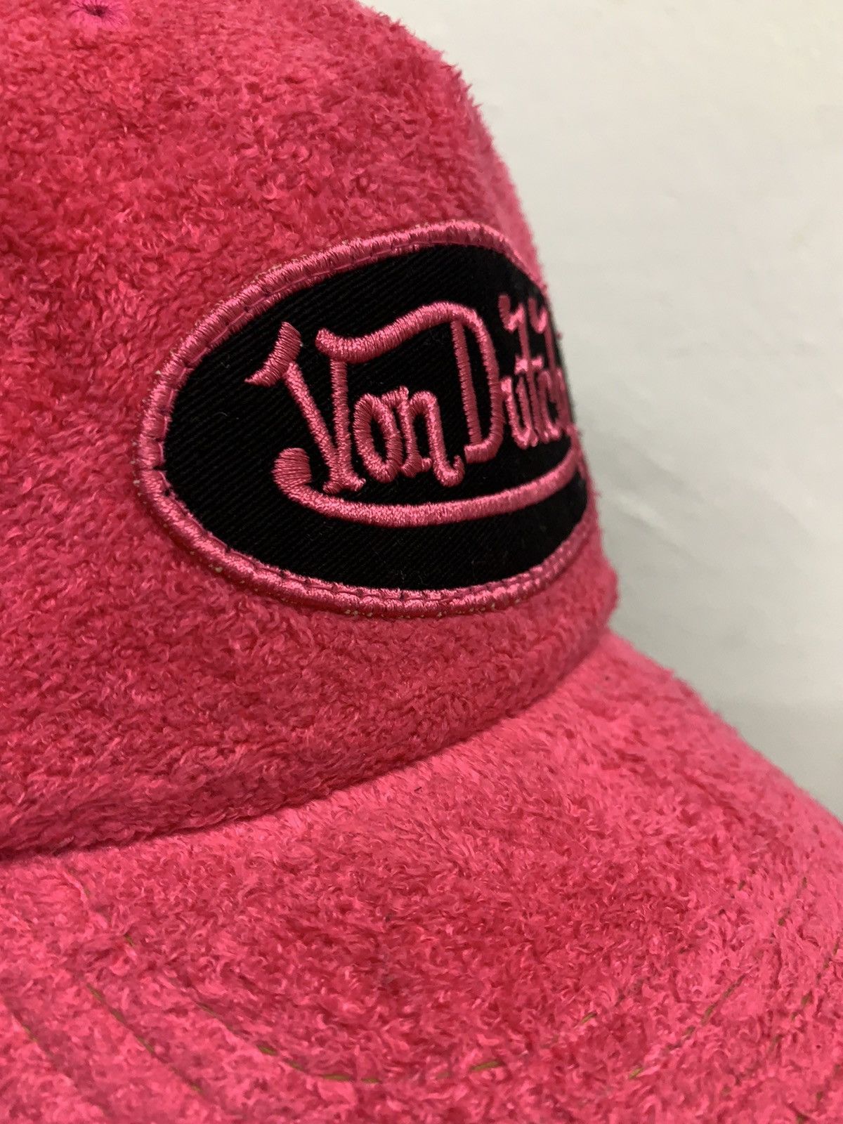 Von Dutch Rare Von Dutch Pink Velvet Trucker Size ONE SIZE - 4 Thumbnail