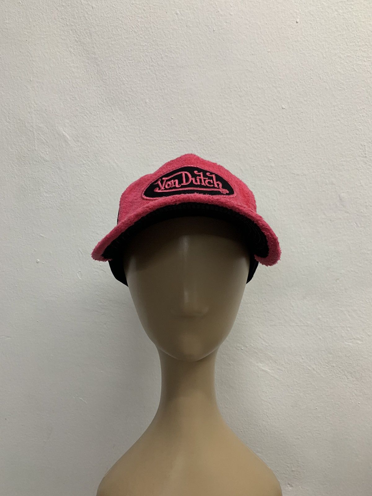 Von Dutch Rare Von Dutch Pink Velvet Trucker Size ONE SIZE - 2 Thumbnail