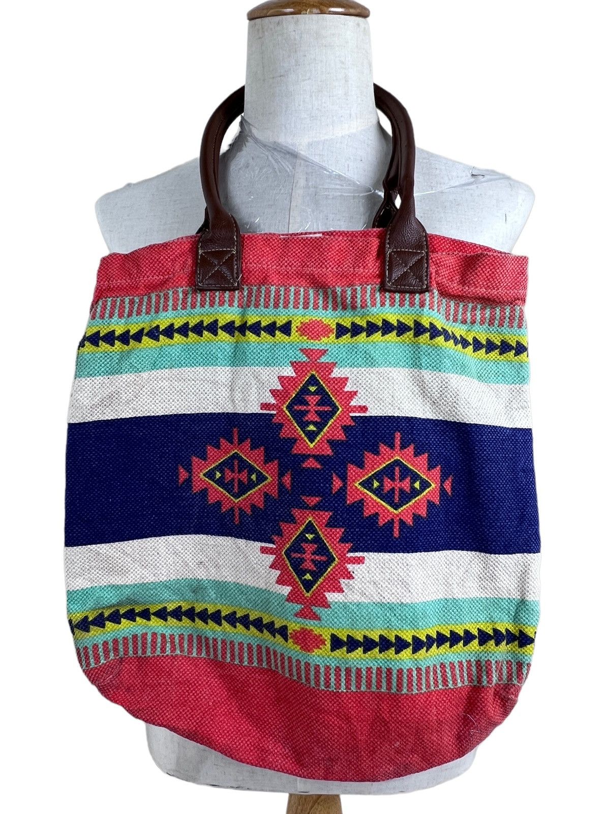 Mossimo Vintage Mossimo Navajo Canas Tote Bag Size ONE SIZE - 1 Thumbnail
