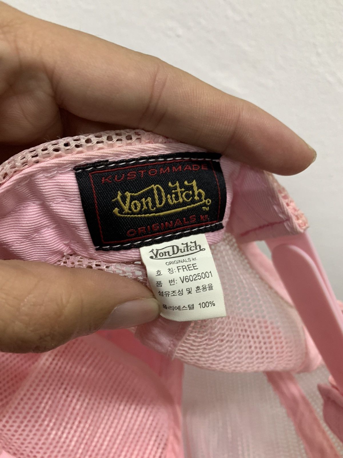 Von Dutch Von Dutch Pink Bling Bling Trucker Hats Size ONE SIZE - 8 Thumbnail