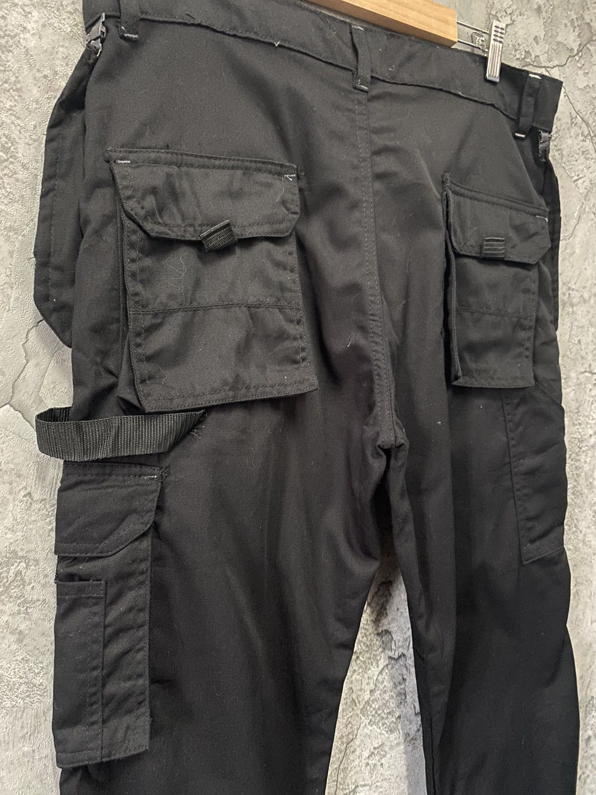 Japanese Brand × Vintage Vintage Tactical Carpenter Utility Multi Pocket Cargo Pants Size US 34 / EU 50 - 14 Thumbnail