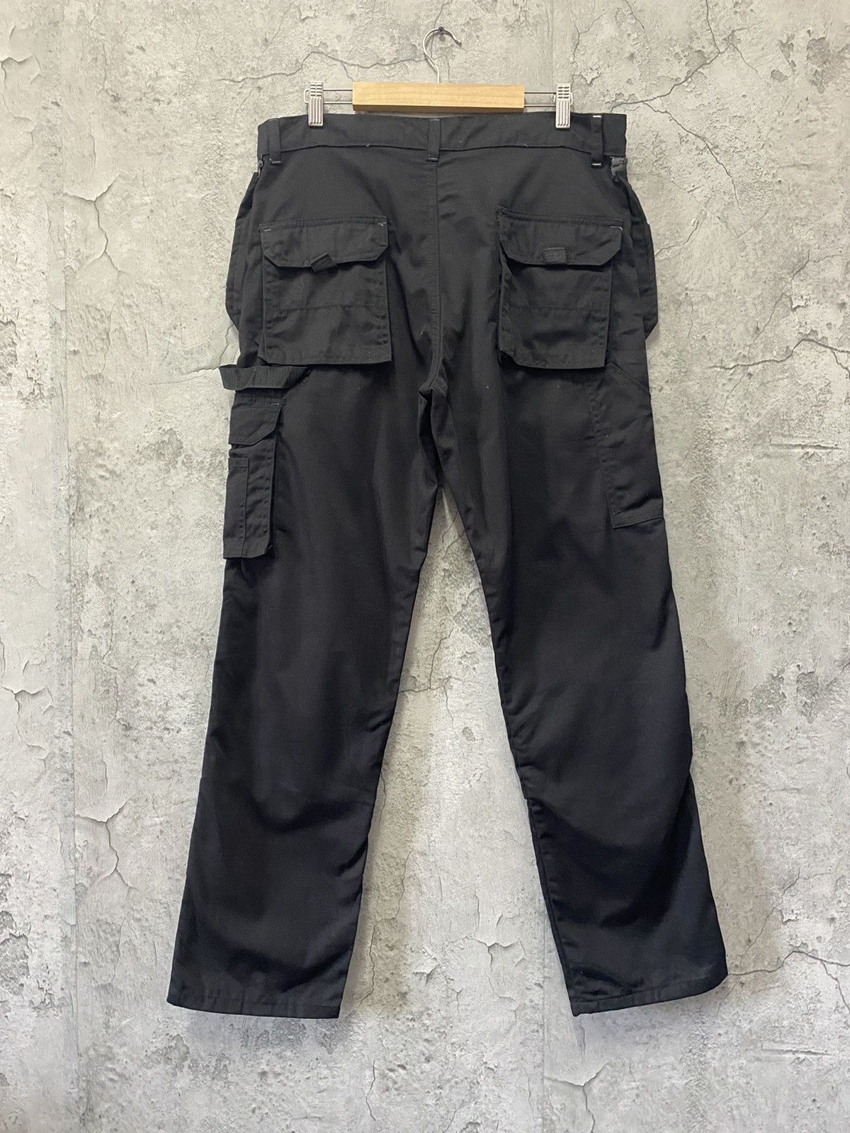 Japanese Brand × Vintage Vintage Tactical Carpenter Utility Multi Pocket Cargo Pants Size US 34 / EU 50 - 11 Thumbnail