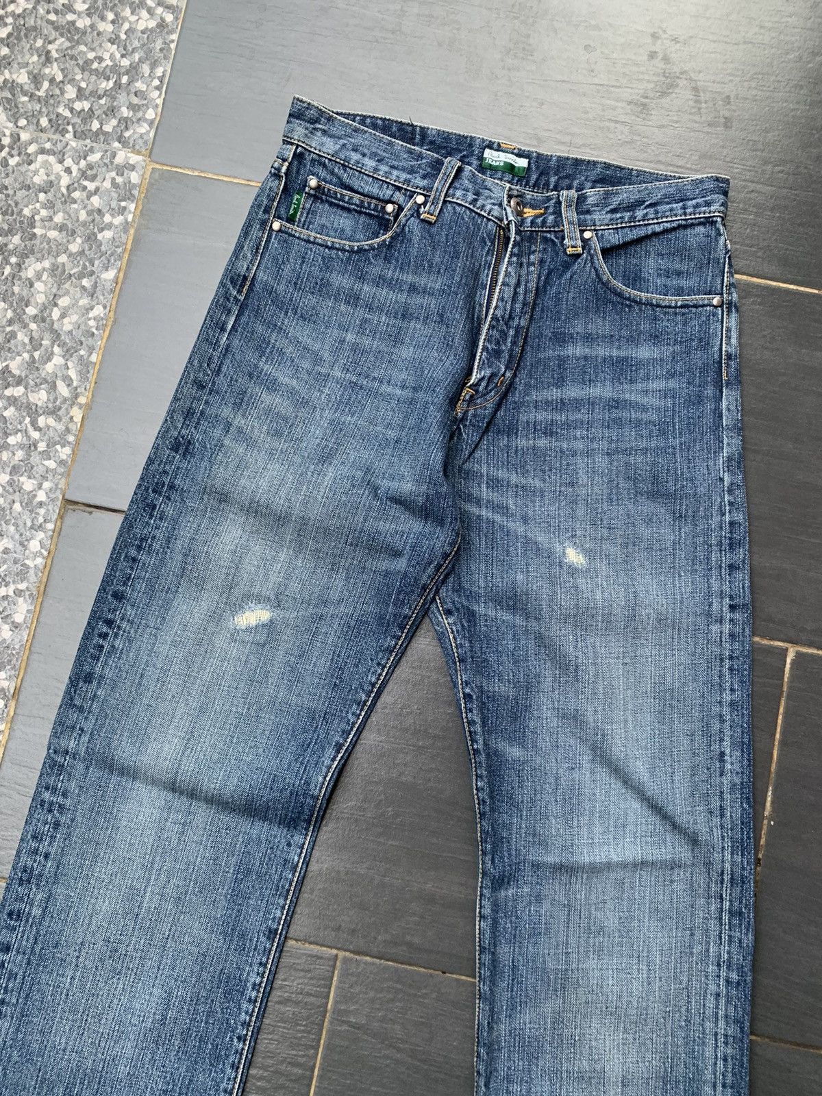 Paul Smith Paul Smith Distressed Denim Size US 30 / EU 46 - 2 Thumbnail