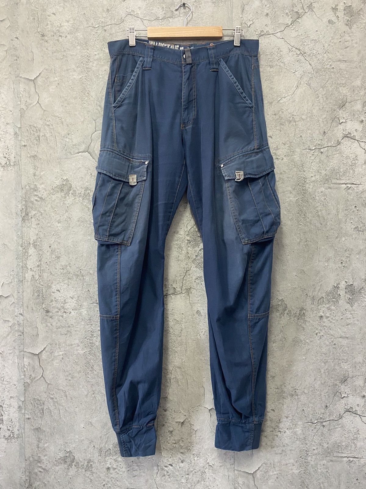 Vintage Twist46 Xebec Cargo jogger Curve Seam