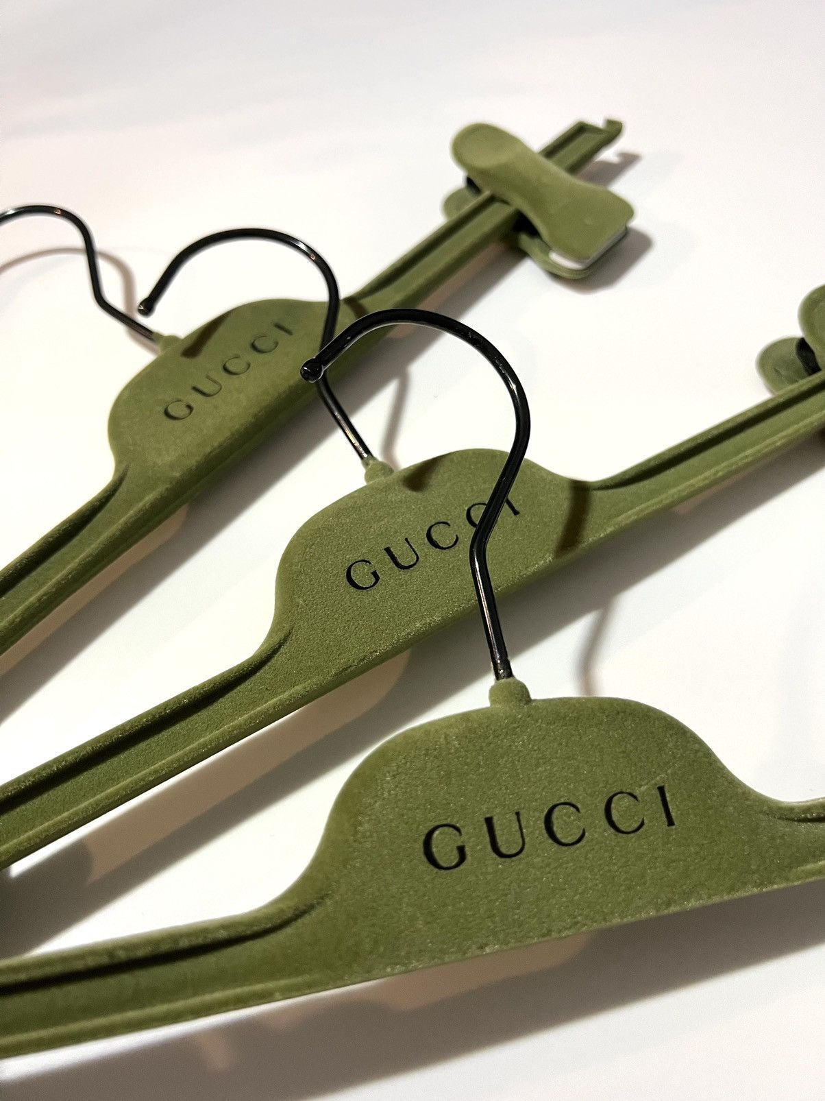 Gucci Gucci Green Velvet Hangers Bottoms Size ONE SIZE - 2 Thumbnail