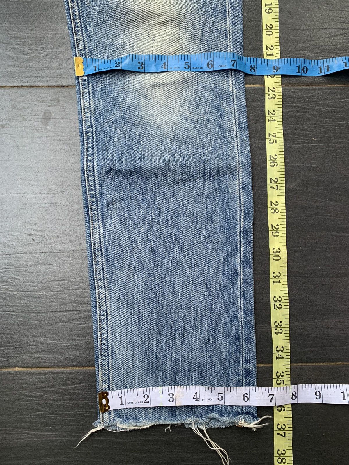 Japanese Brand Red Card Distressed Denim Size US 33 - 15 Thumbnail