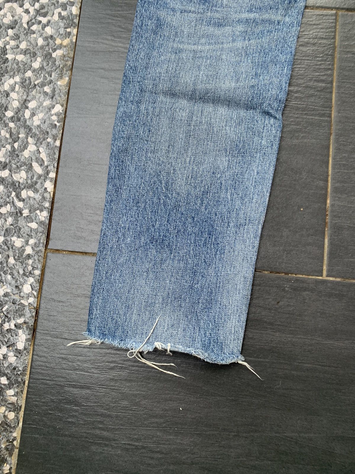 Japanese Brand Red Card Distressed Denim Size US 33 - 10 Thumbnail