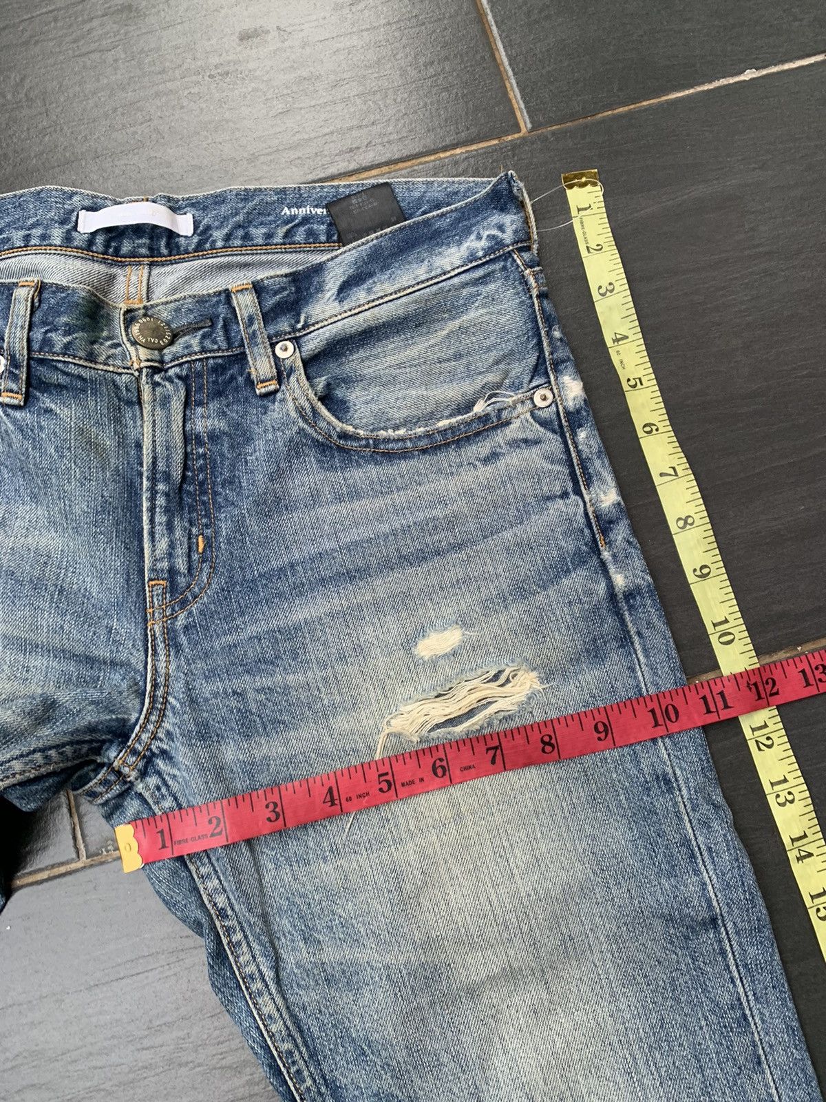 Japanese Brand Red Card Distressed Denim Size US 33 - 14 Thumbnail