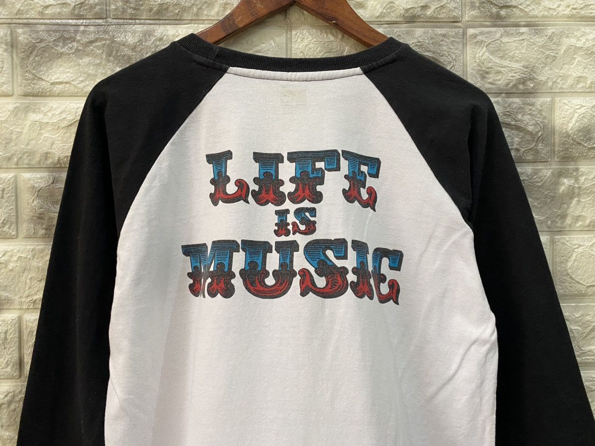 Other Music Television Shirt Size US L / EU 52-54 / 3 - 6 Thumbnail