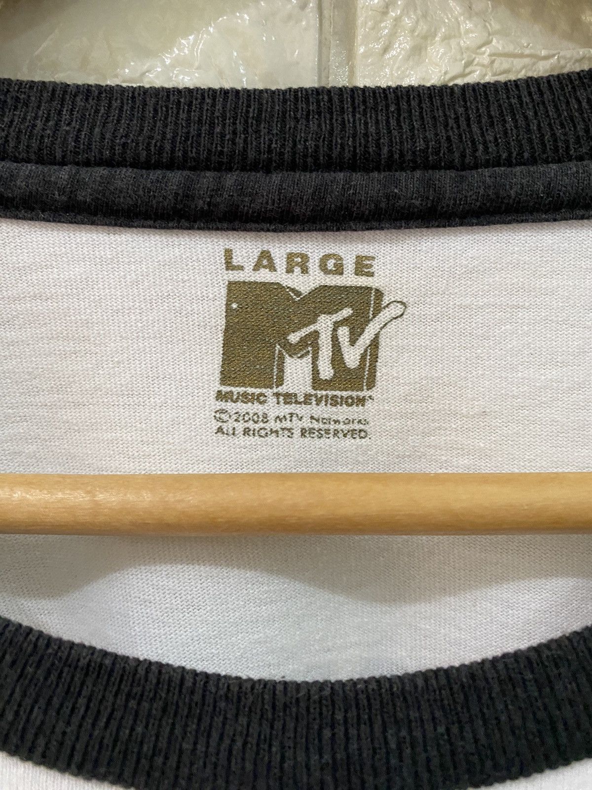 Other Music Television Shirt Size US L / EU 52-54 / 3 - 7 Thumbnail