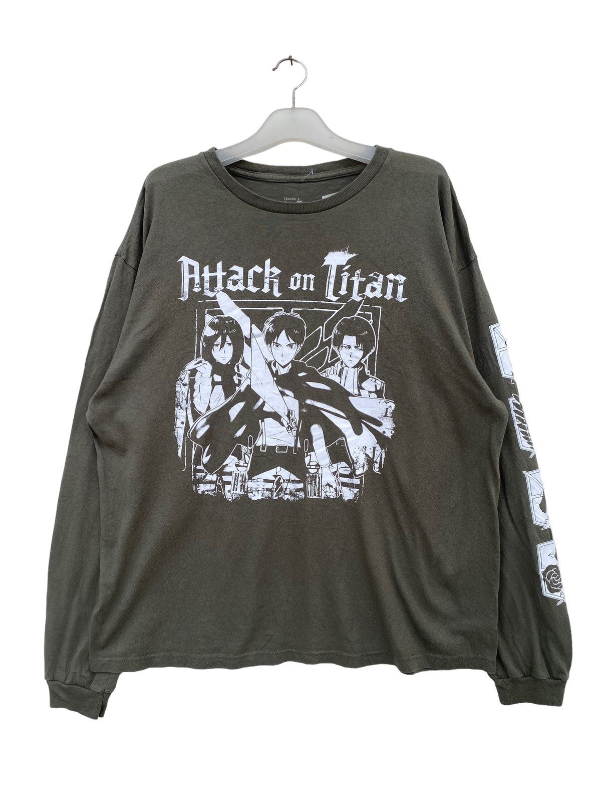image of Anima x Cartoon Network Attack On Titan Long Sleeve Shirt in Green, Men's (Size 2XL)