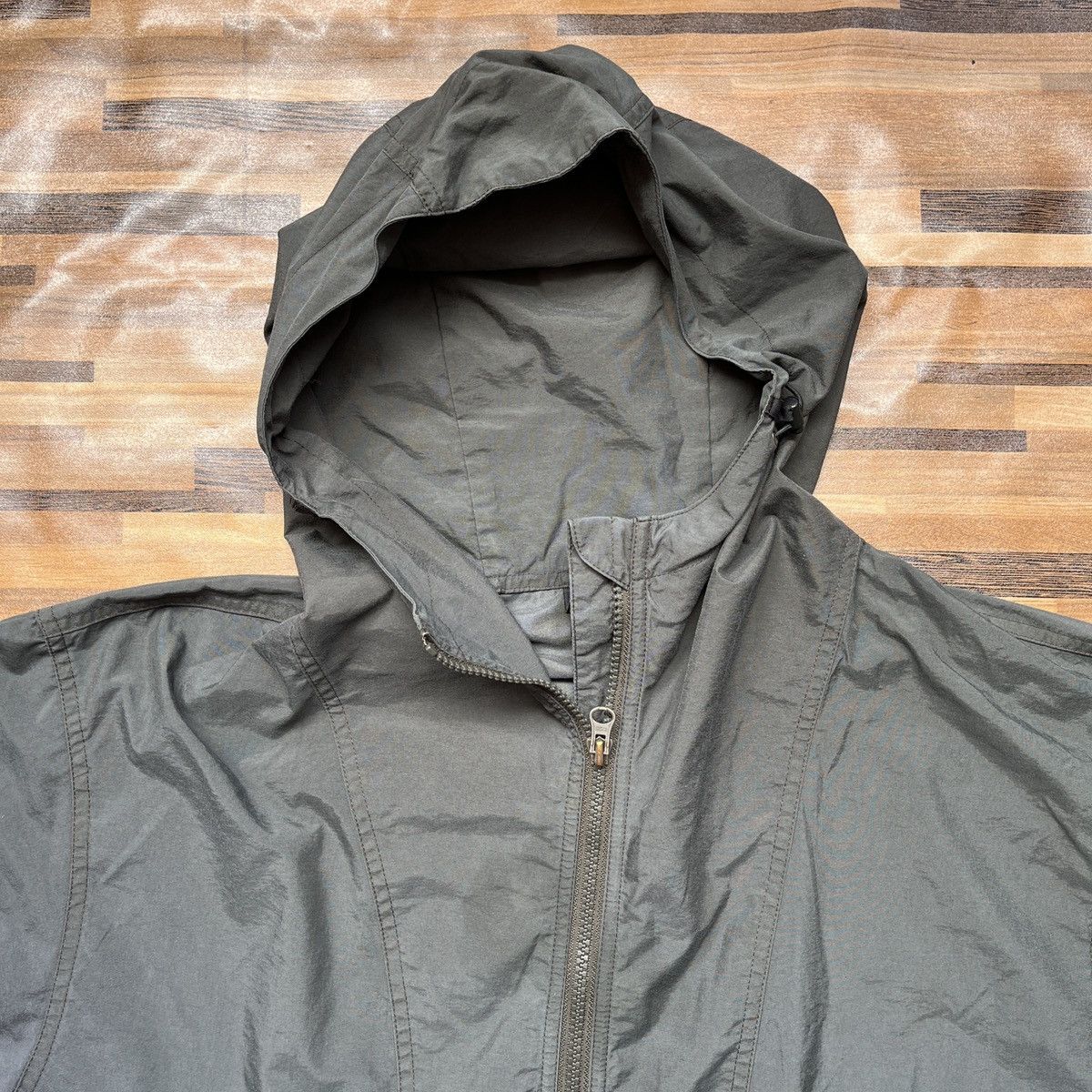 The North Face × Vintage Waterproof The North Face NP16970 Windbreaker Light Jacket Size US XL / EU 56 / 4 - 4 Thumbnail