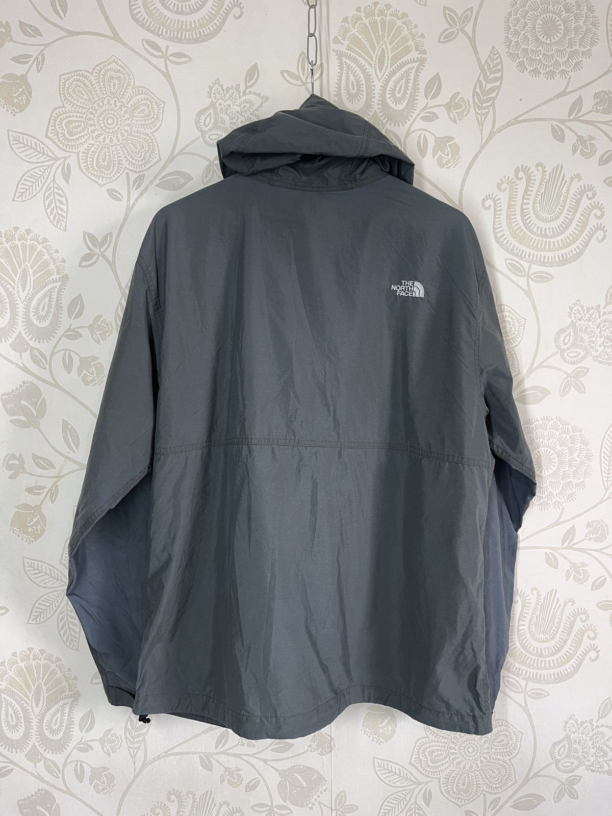 The North Face × Vintage Waterproof The North Face NP16970 Windbreaker Light Jacket Size US XL / EU 56 / 4 - 2 Thumbnail
