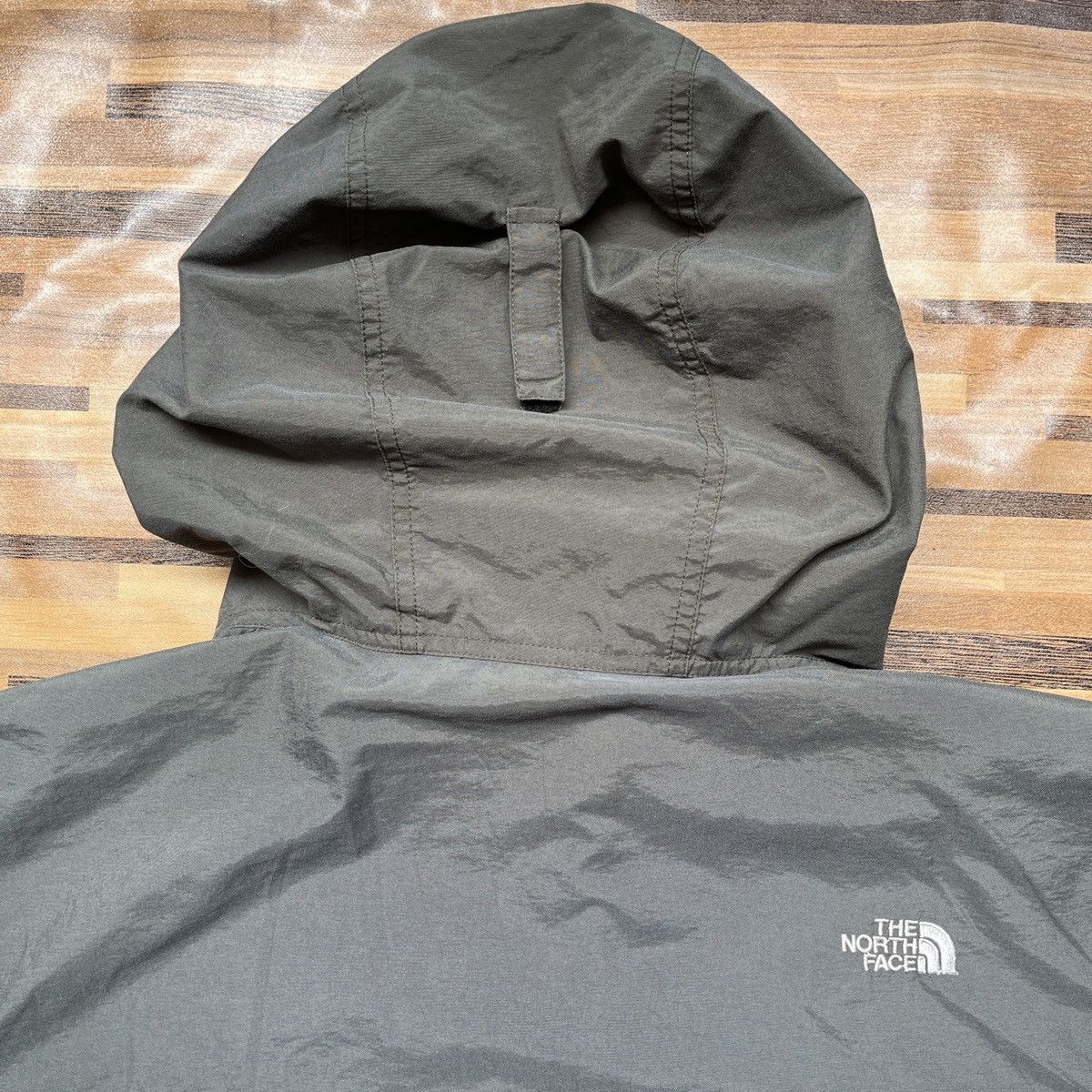 The North Face × Vintage Waterproof The North Face NP16970 Windbreaker Light Jacket Size US XL / EU 56 / 4 - 12 Thumbnail