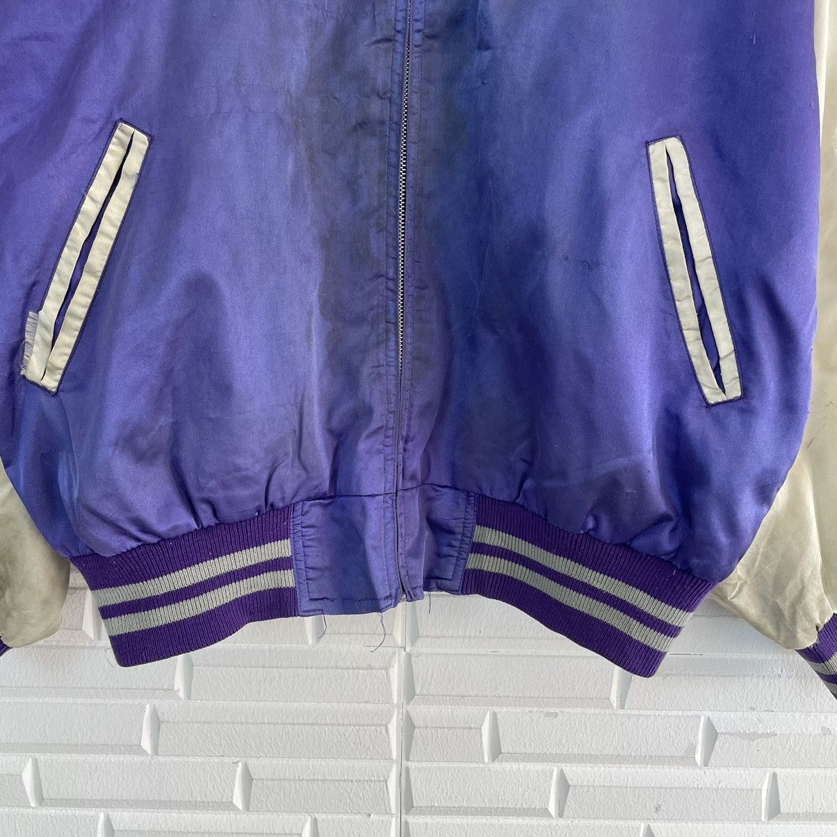Japanese Brand 🔥LAST PRICE🔥 Japanese Dragon Embroidered Yokosuka Bomber Size US L / EU 52-54 / 3 - 5 Thumbnail